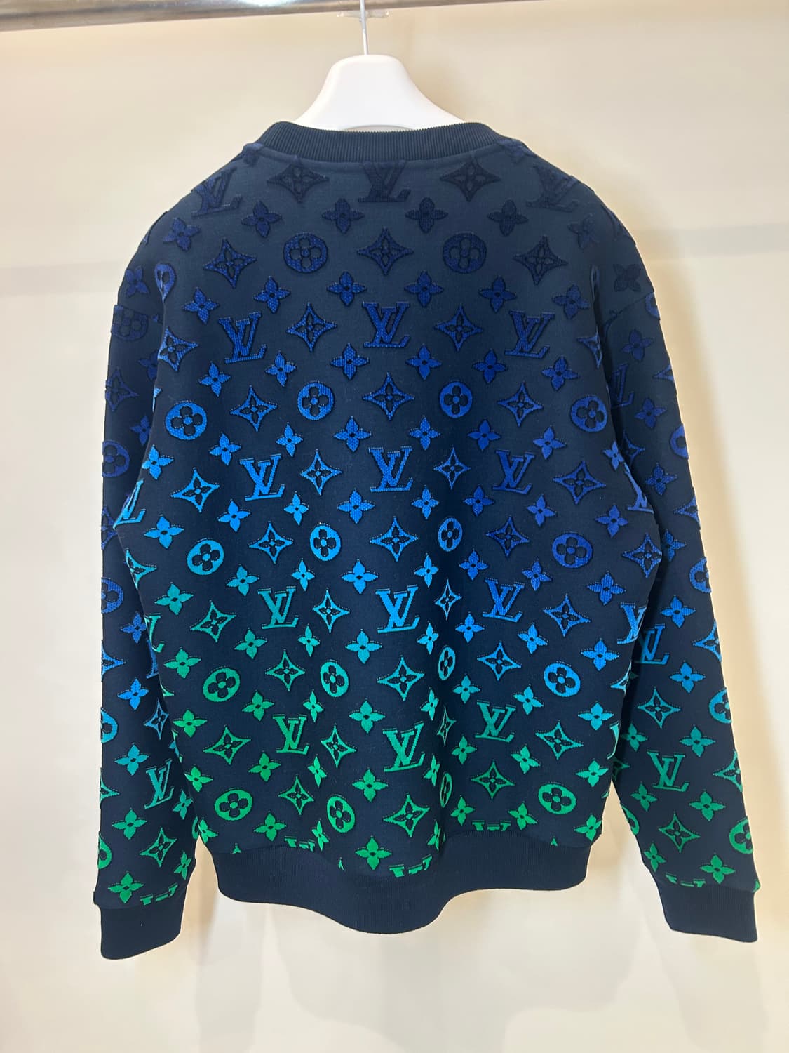 [정품/중고] 루이비통 멀티컬러 맨투맨 상품이미지2