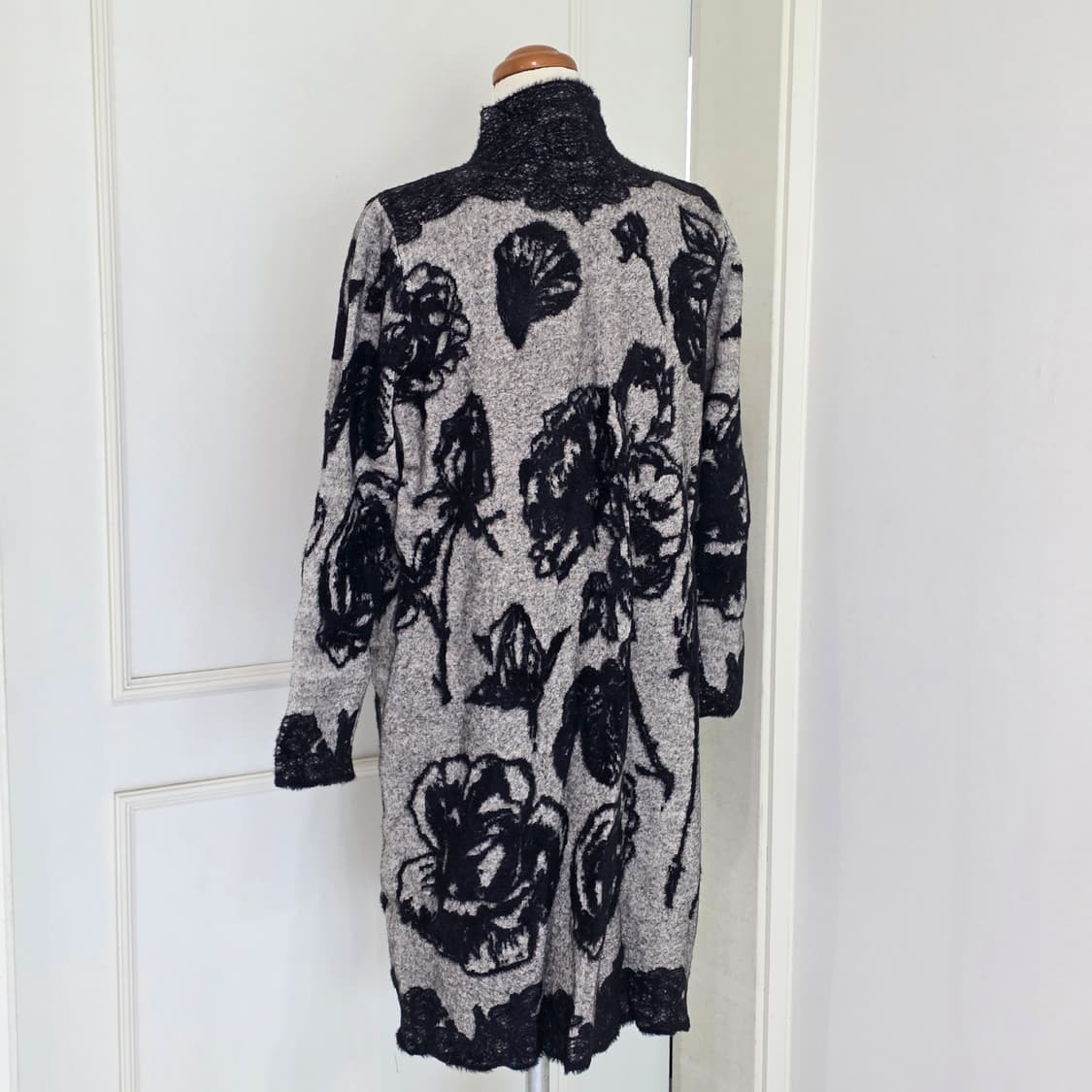 빈티지)앤틱무드 플로럴 로맨틱 고딕 니트 블랙그레이 롱슬리브원피스 상품이미지3