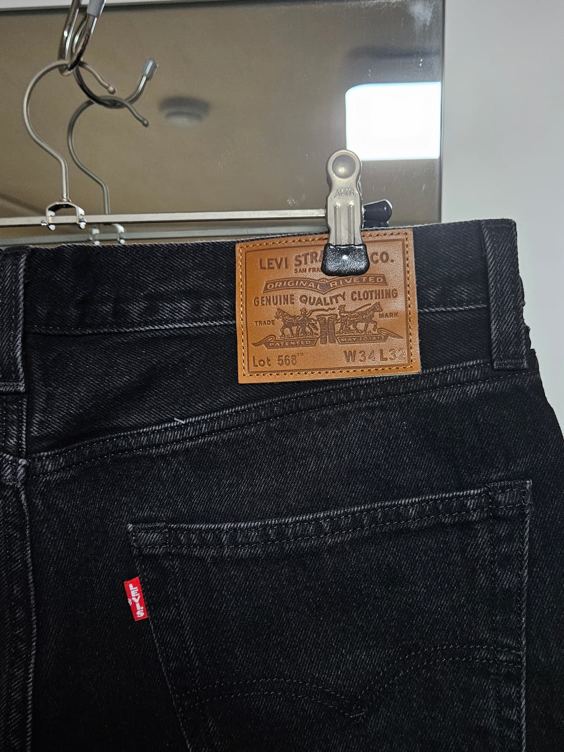 리바이스) 586 루즈 스트레이트 블랙 W34L32 상품이미지5