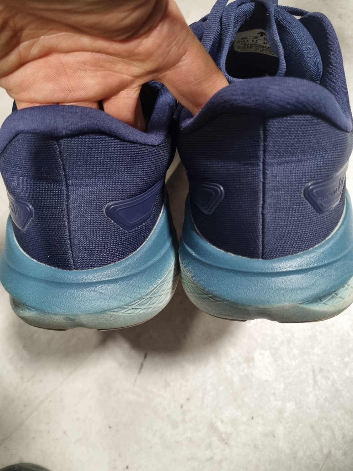 데상트 남성 런스텝 러닝화 상품이미지3