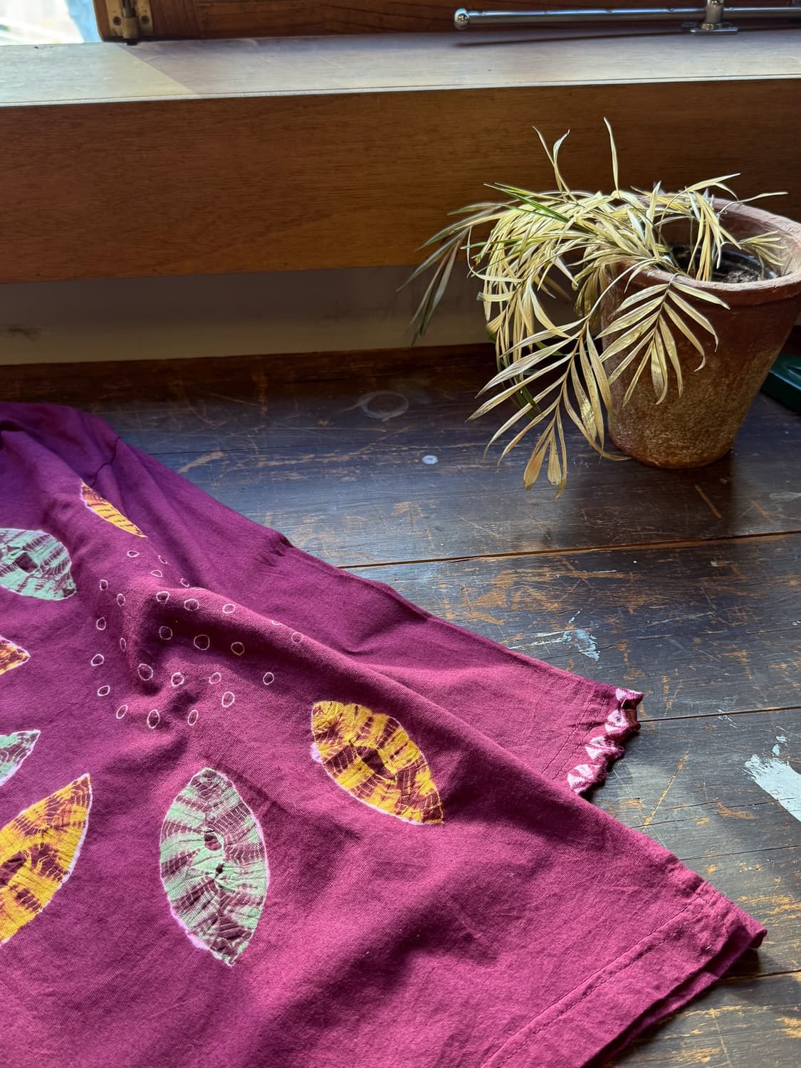 Burgundy Tie Dye Leaf Shirt 0009 상품이미지3
