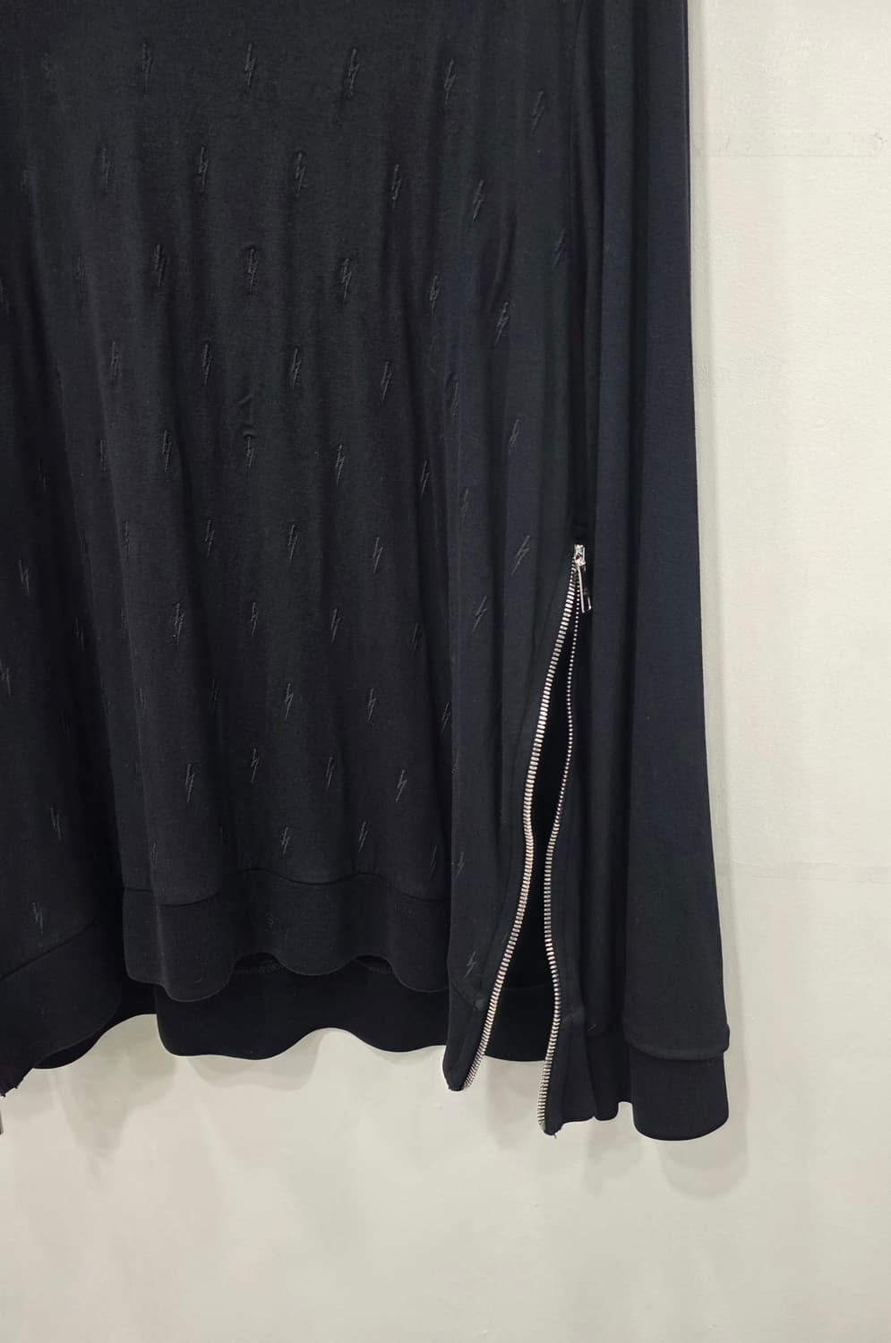 닐바렛 롱슬리브 티셔트(XL)
 상품이미지6