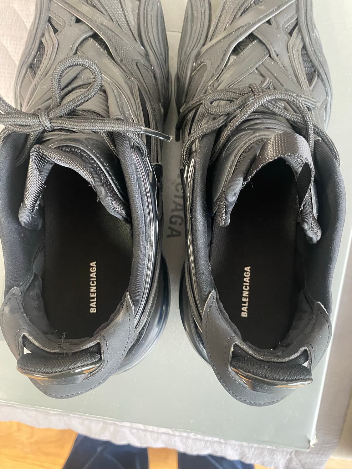 발렌시아가 타이렉스 41 풀박스 상품이미지3