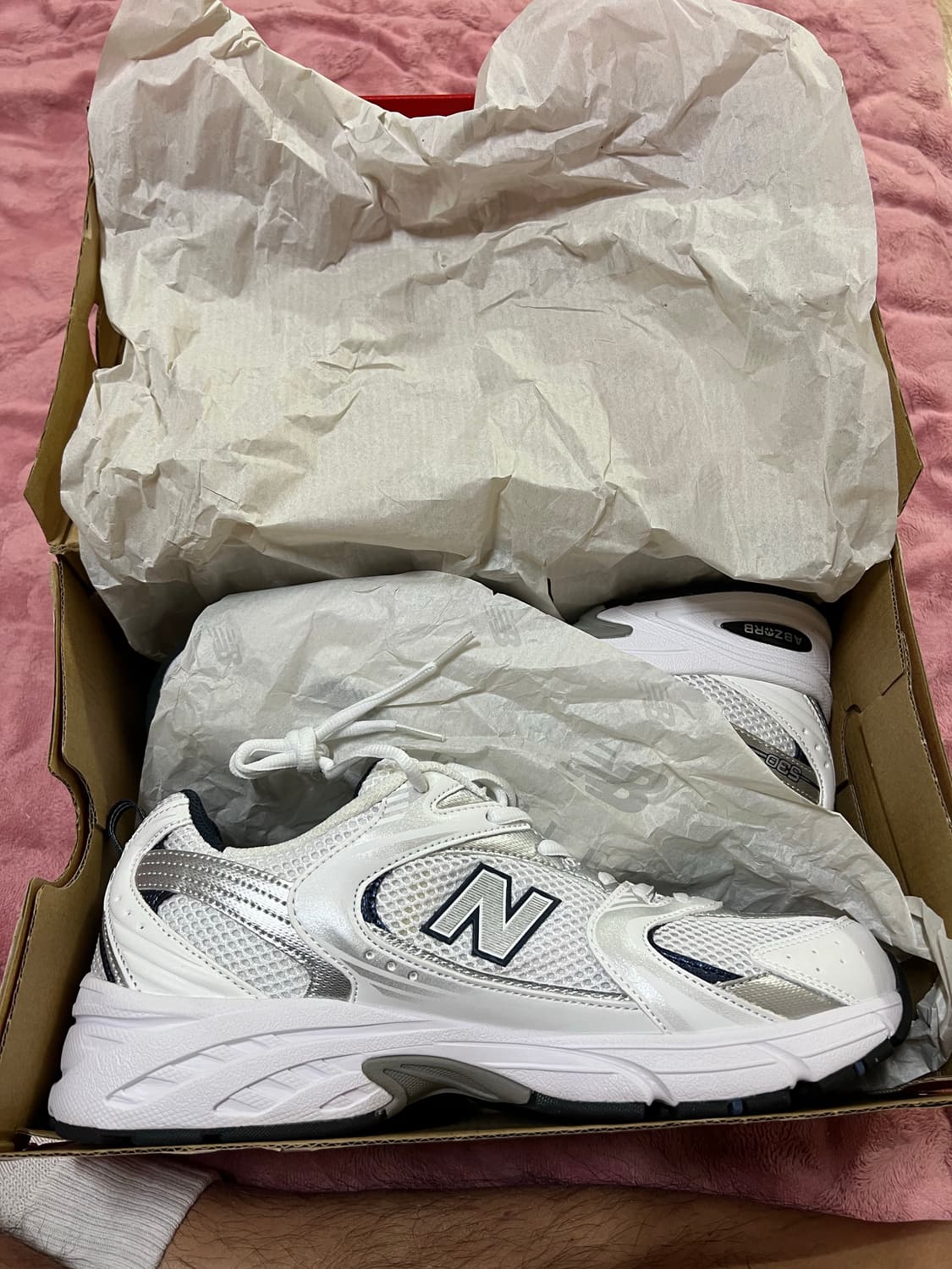 뉴발란스 530 화이트, 290사이즈 스니커즈 판매합니다 상품이미지9