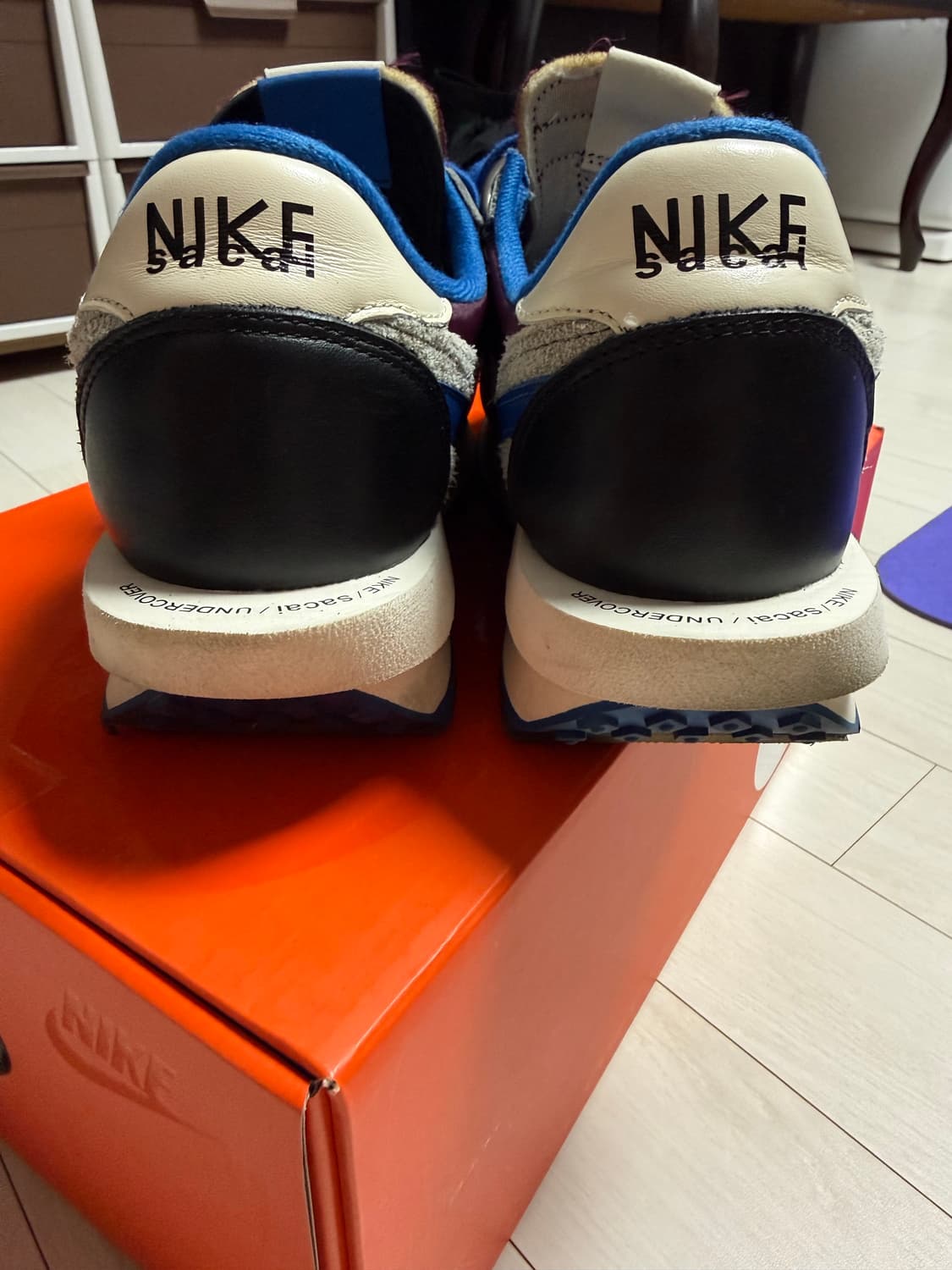 나이키x사카이x언더커버 LD와플 나이트 마룬 팀 로얄 285(풀박) 상품이미지4