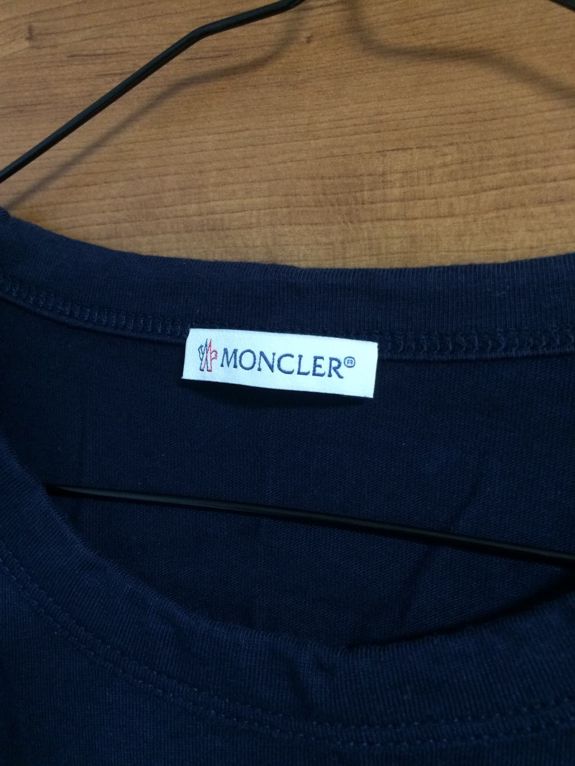 몽클레어 네이비 정품 반팔 상품이미지3
