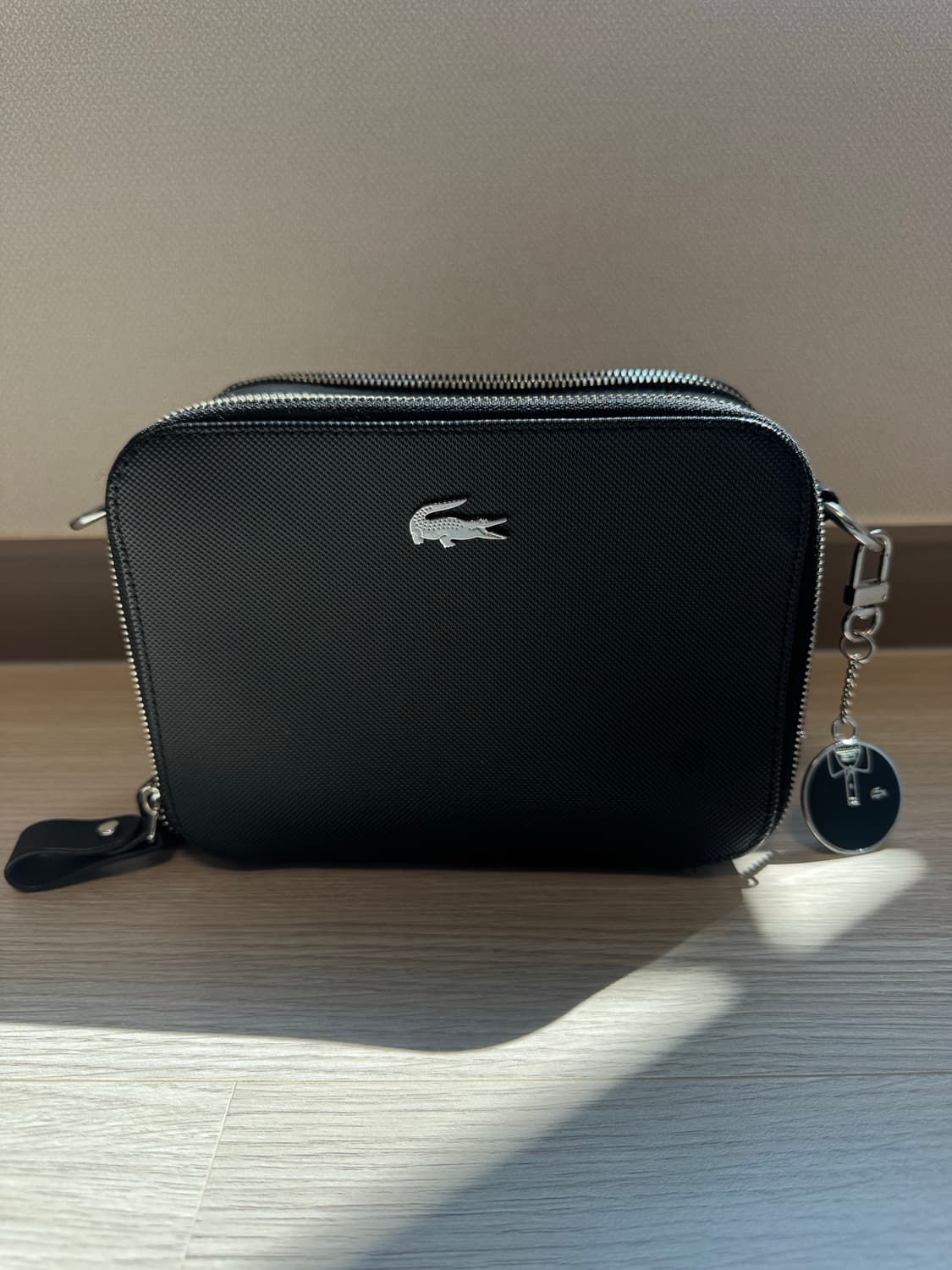 라코스테 데일리 시티(Daily City) 투지퍼 스퀘어 크로스백 블랙 상품이미지2