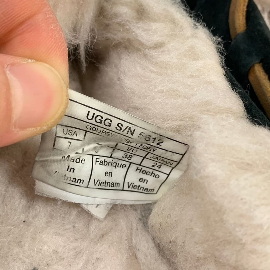 UGG 다코타 모카신 블랙 240 상품이미지7