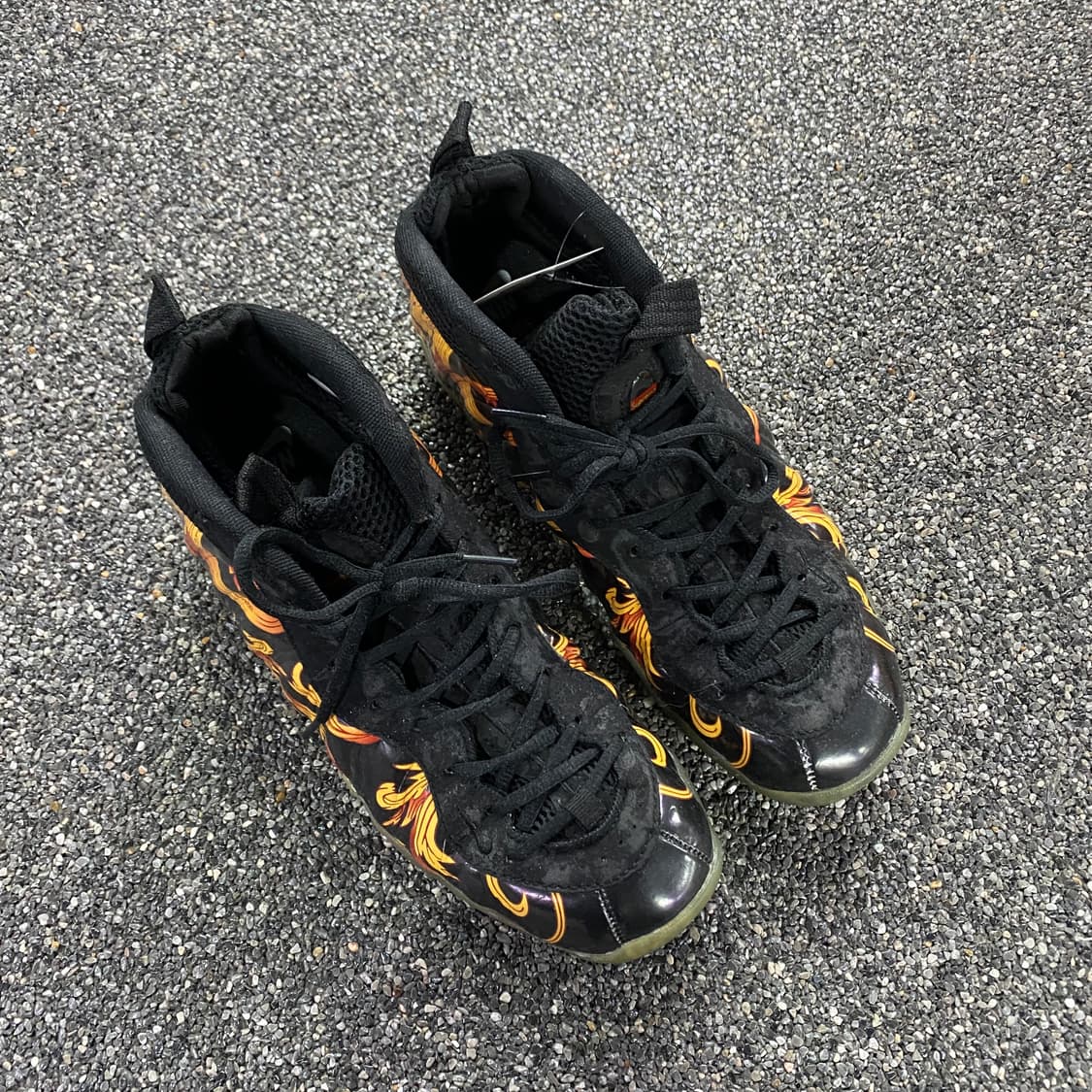 나이키 x 슈프림 에어 폼포짓 원 블랙 B4601 상품이미지1