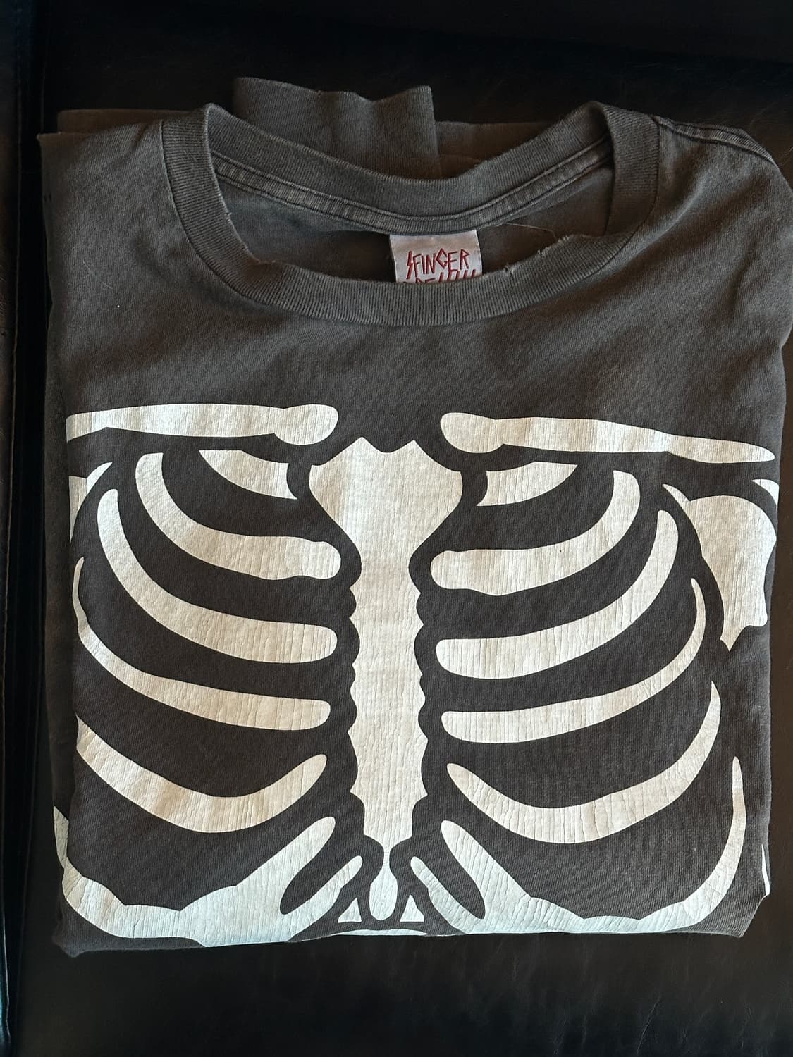 도넛리벤지 뼈 롱슬리브 상품이미지1