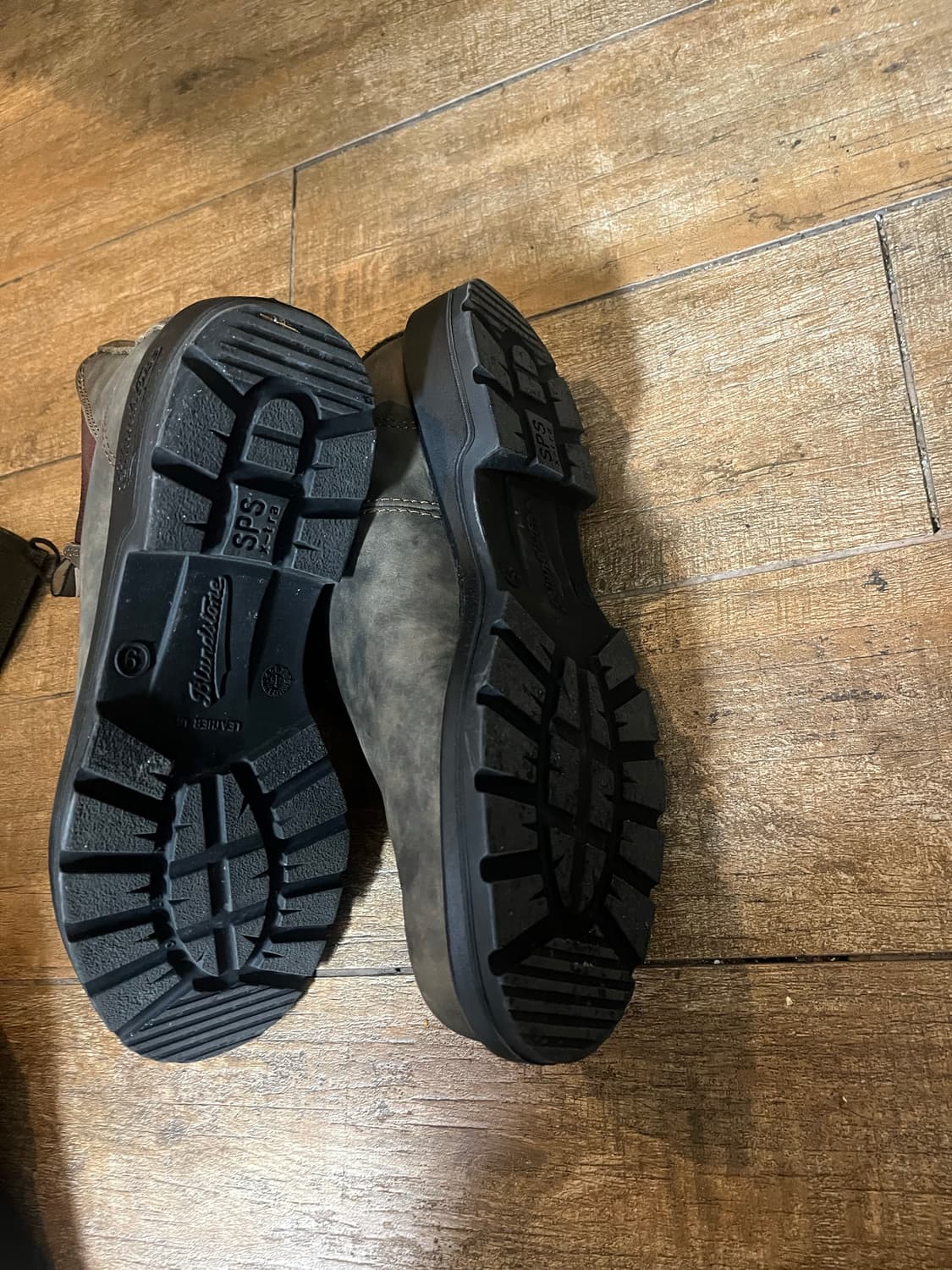 블런드스톤 585 9사이즈 275~280mm 러스틱 브라운 상품이미지3