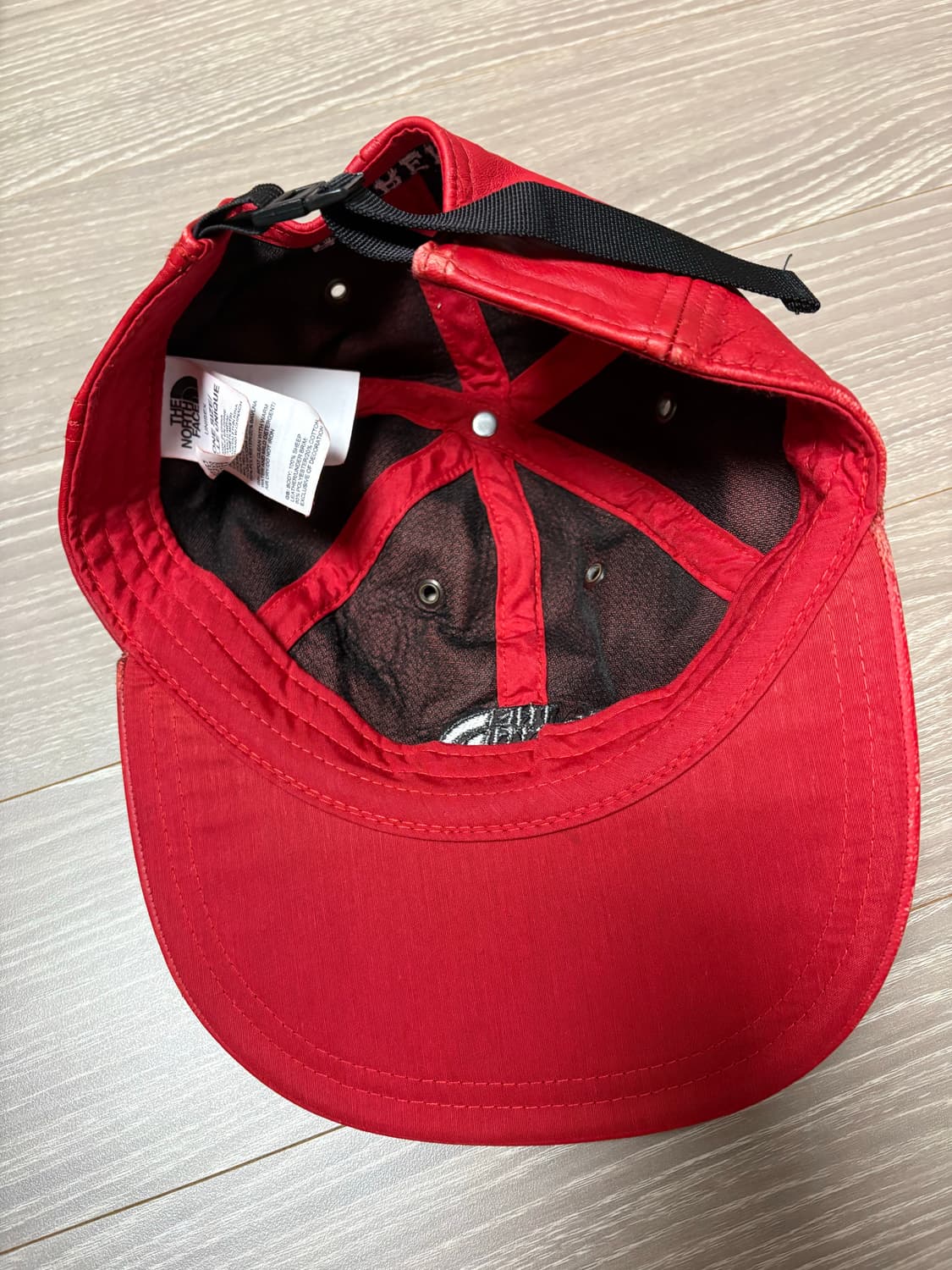 노스페이스 X 슈프림 가죽 볼캡 레드 상품이미지7
