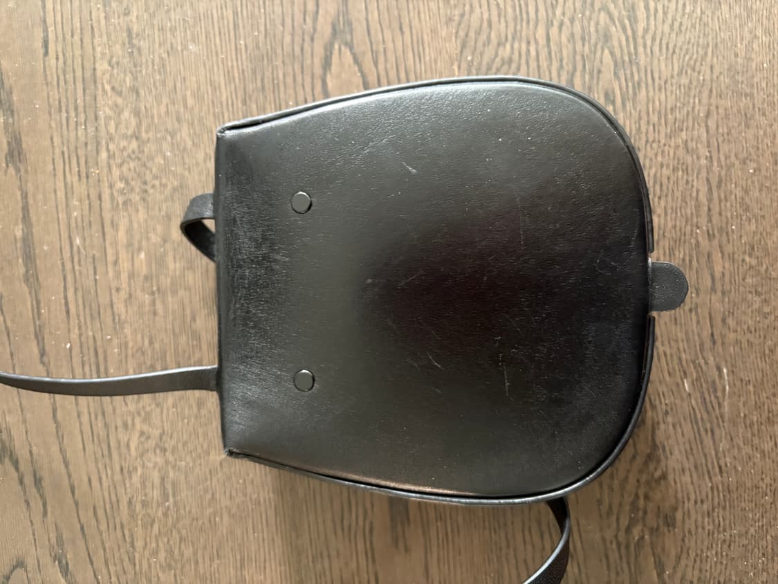 르메르 타코백 블랙 (중고) 상품이미지7