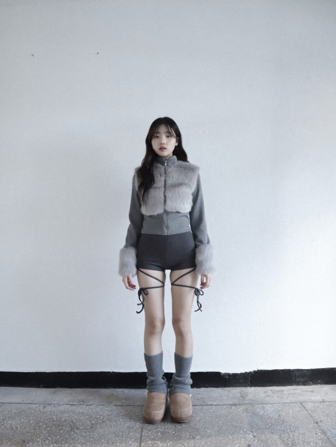 클라따 라운딩 퍼 집업 상품이미지2