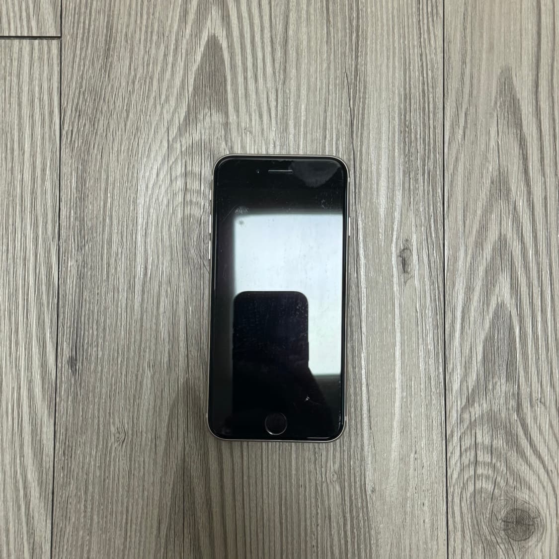 아이폰se3 128기가 화이트 상품이미지1