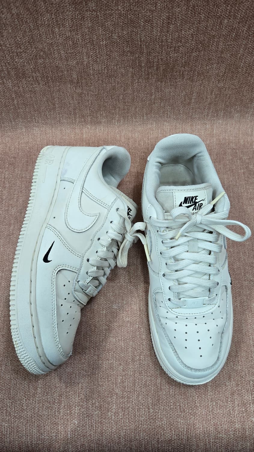 나이키 260mm- 에어 포스 1 '07 로우 올 화이트 스니커즈 상품이미지1