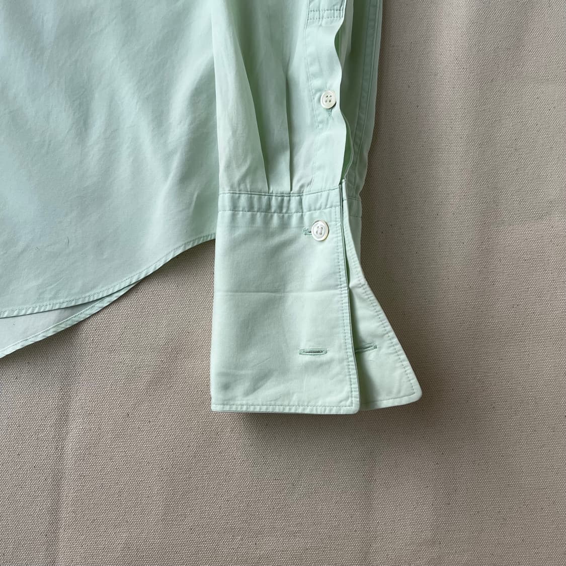 이세이 미야케 핀턱 디테일 드레스 셔츠 상품이미지5