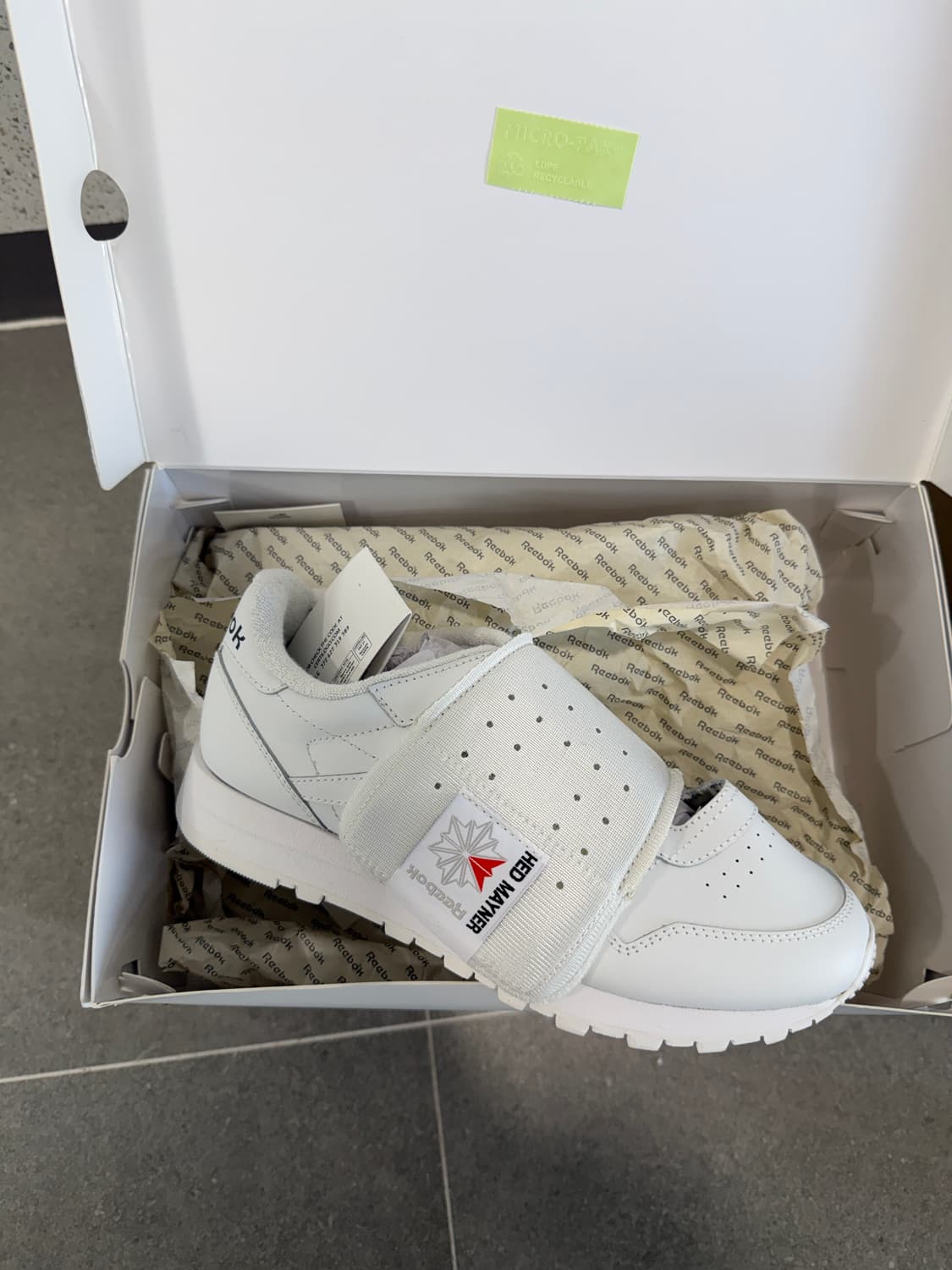 [새상품,270]리복 x 헤드 메이너 LTD 클래식 레더 화이트 상품이미지1