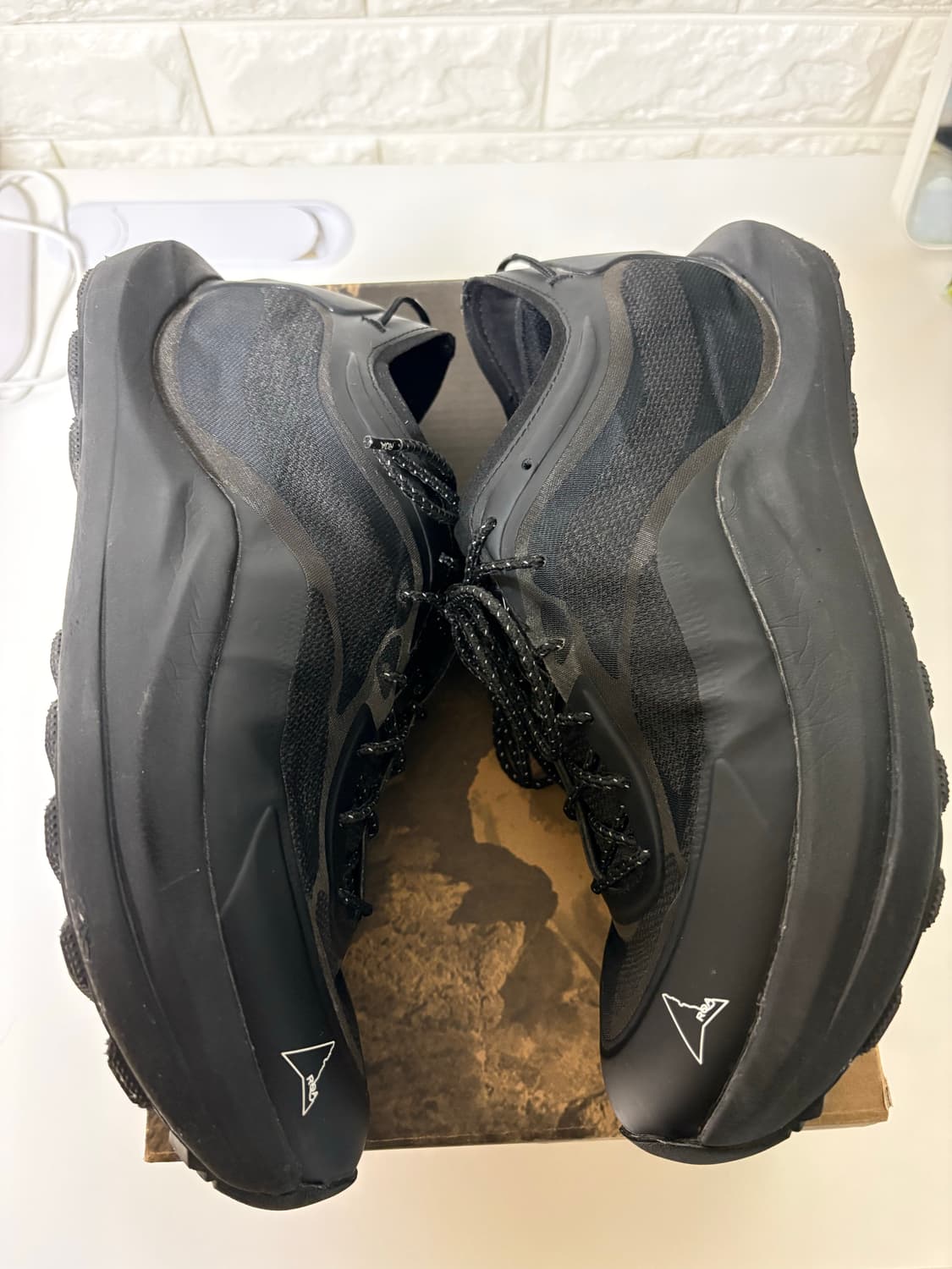 로아 하이킹 셀라 블랙 43 상품이미지4