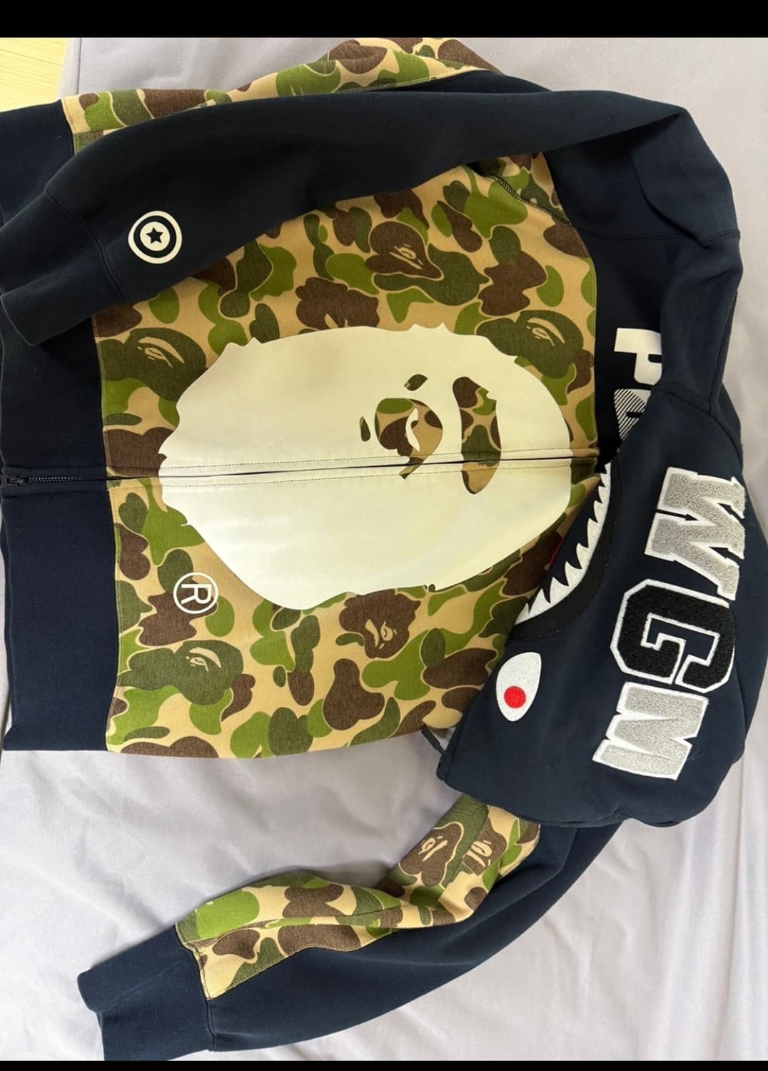 정품 베이프X퓨마 샤크후드 집업 한정판 상품이미지1