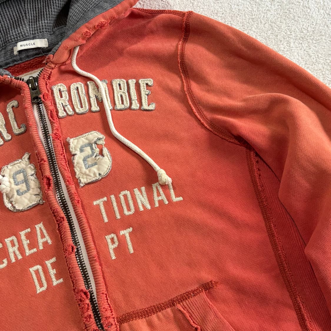 아베크롬비 오렌지 그라데이션 페이드 데미지 헤비 후드집업 상품이미지3