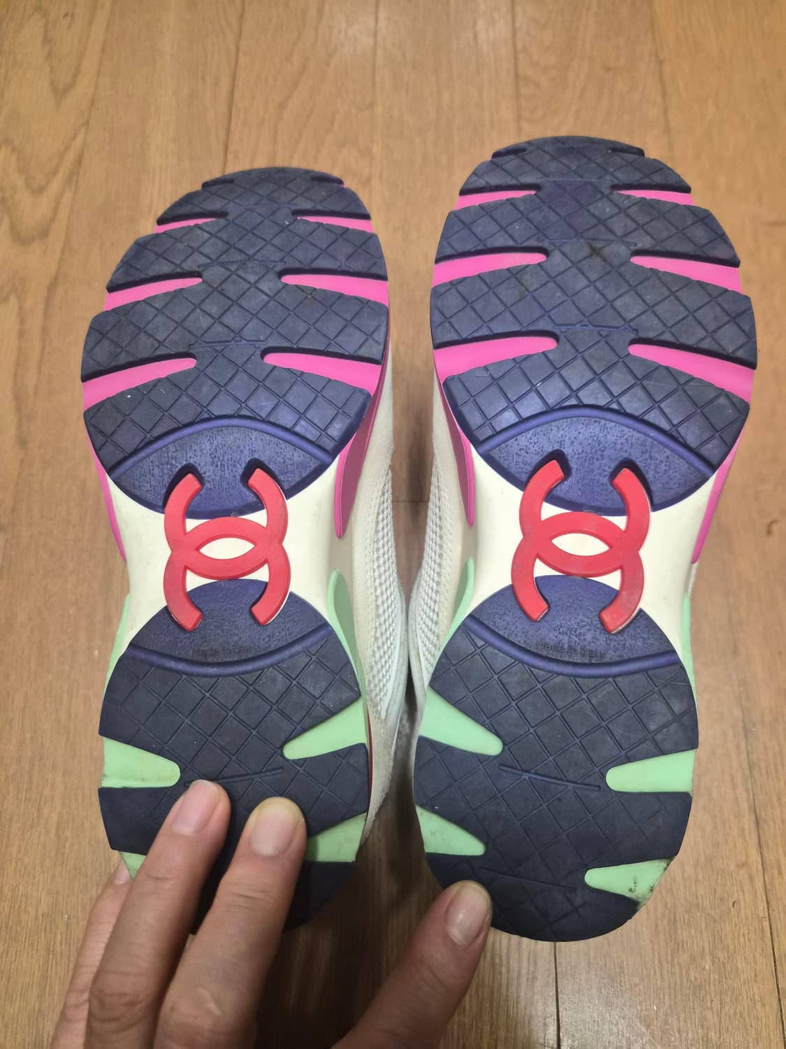 (정품) 샤넬 크루즈 스니커즈 35.5사이즈 (명품 여자 운동화 신발) 상품이미지5