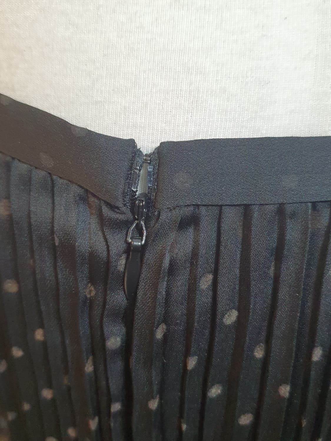 [y2k] 블랙 도트 플리츠 롱 땡땡이 스커트 30 상품이미지4