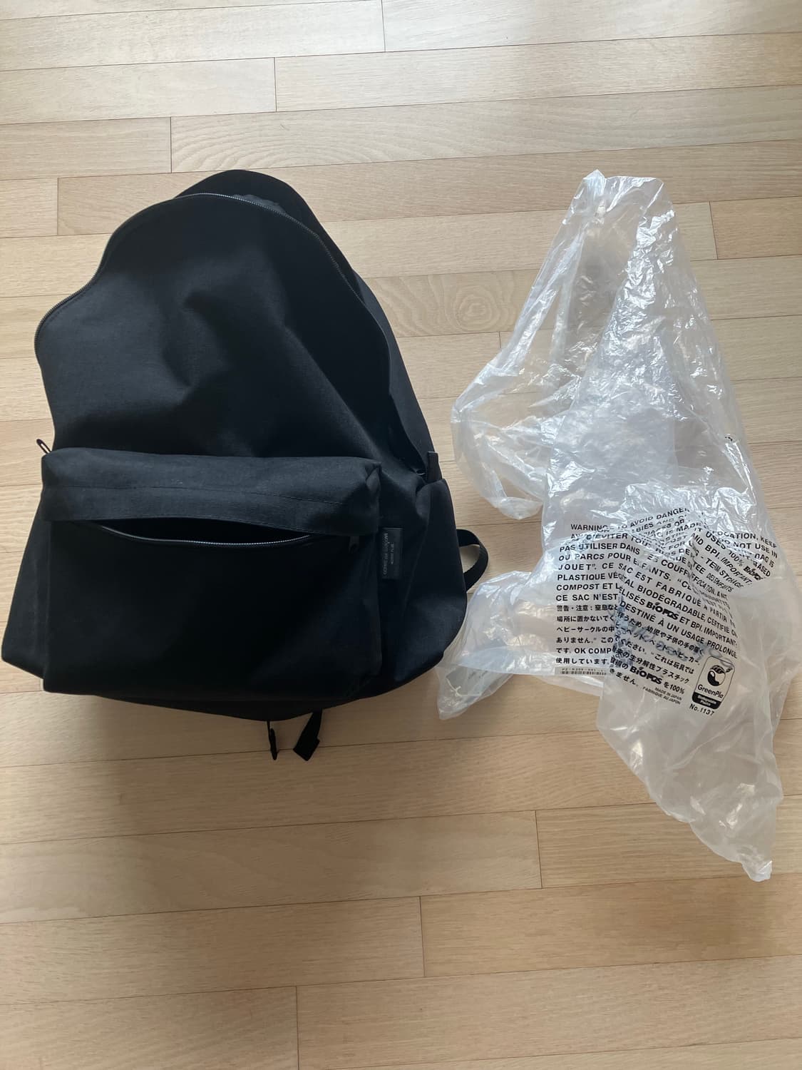 꼼데옴므 백팩 라지 급처분 상품이미지1