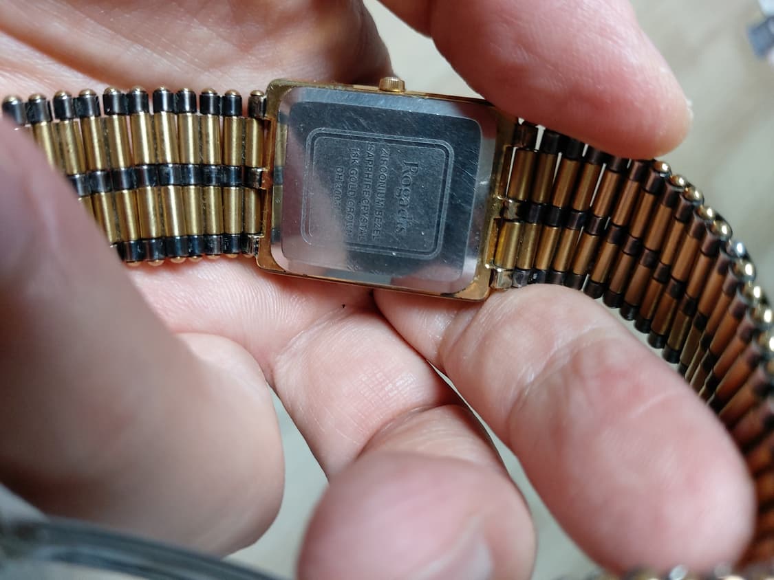 클래식한 디자인의 Rogadis 실버 사각 금장 시계 18k용두 상품이미지3