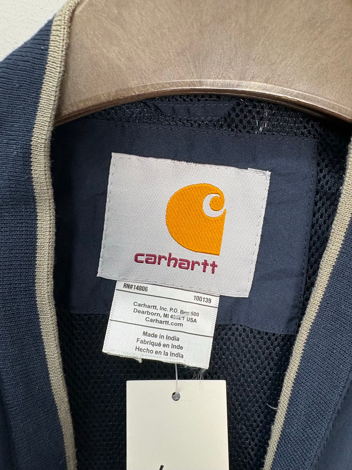 칼하트 빅로고 올드스쿨 웜업 A2452 상품이미지5