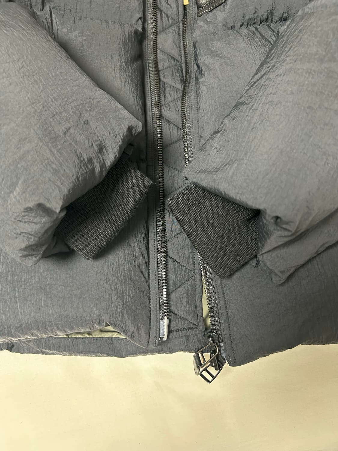 새상품 이스트로그 플라이트 봄버 다운 점퍼 S 상품이미지5