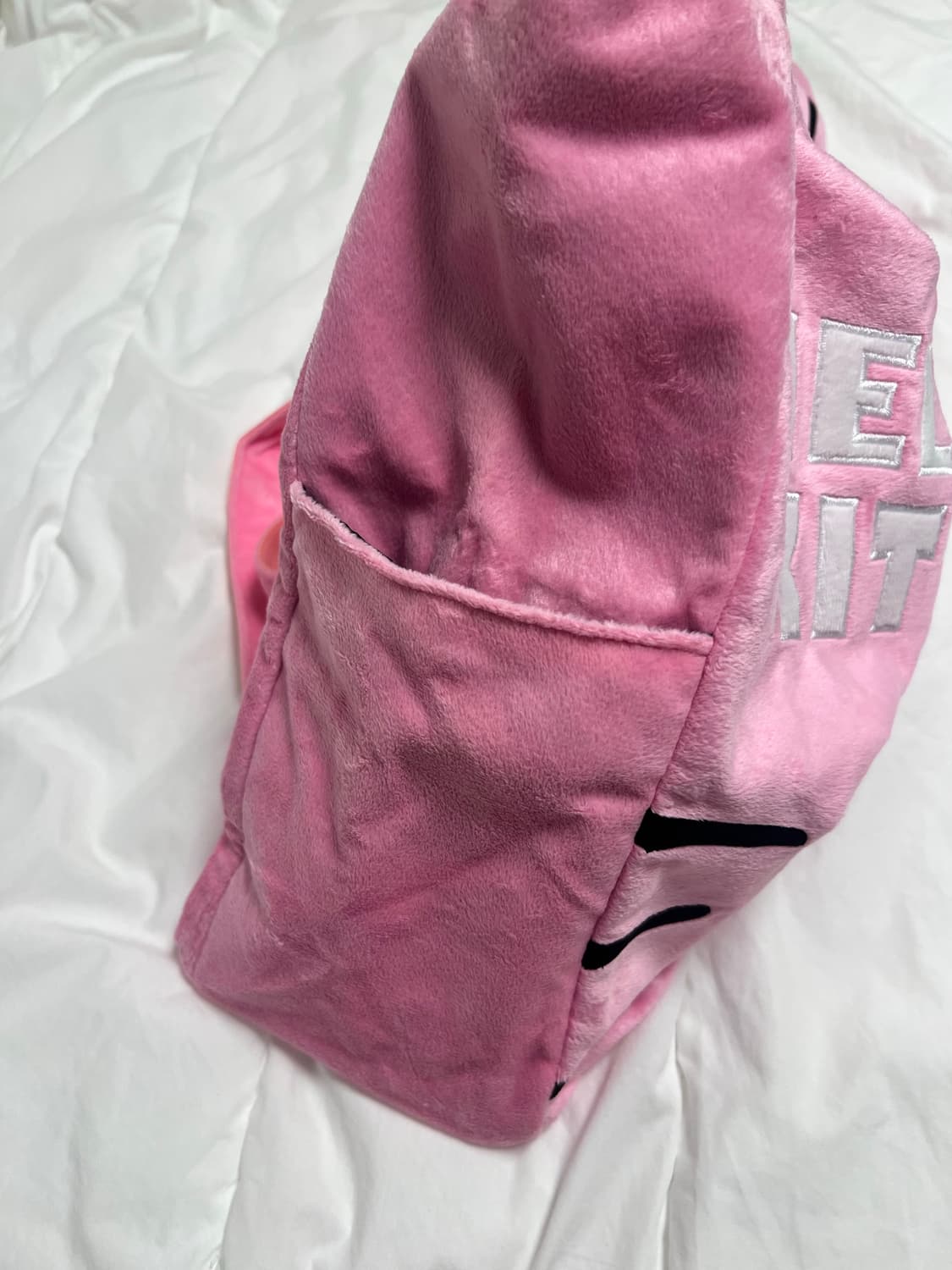 헬로키티 핑크 벨벳 가방 토트백 상품이미지3