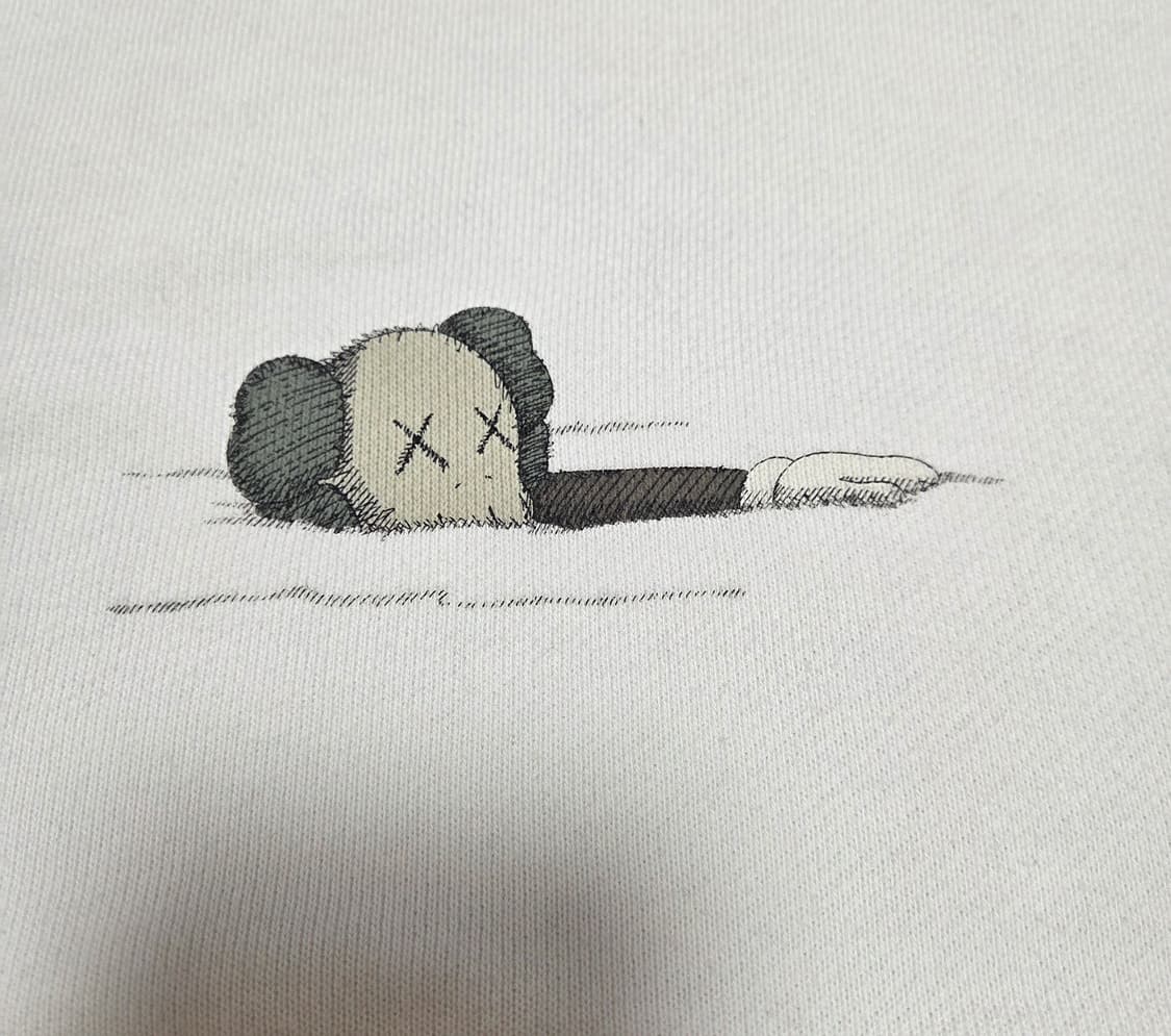 유니클로 X 카우스 크루넥 맨투맨 상품이미지10