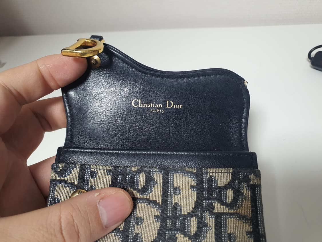 디올 정품 오블리크 새들 카드지갑 팝니다 상품이미지3