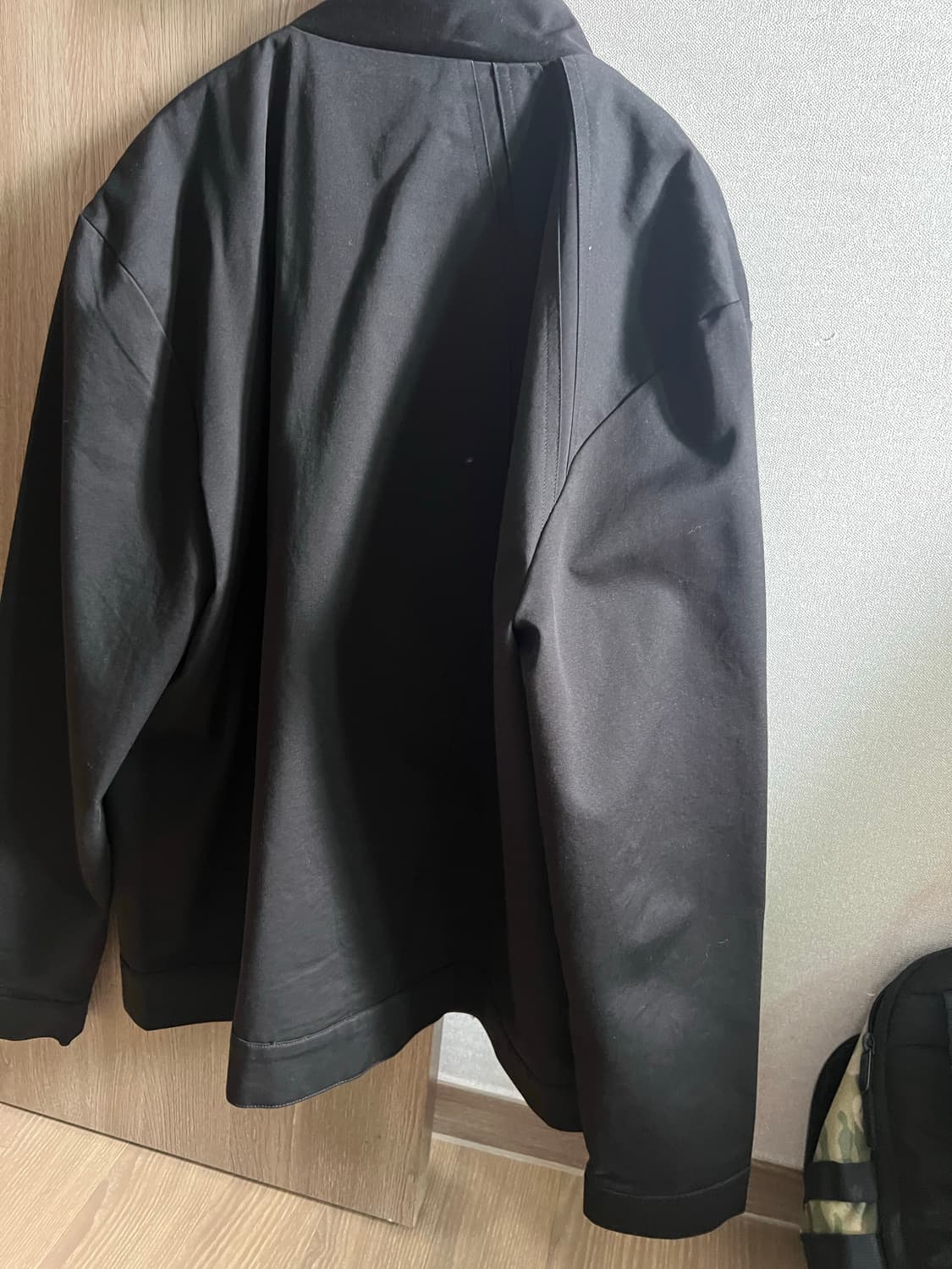 퍼스널 오브젝트 el  curved jacket 상품이미지5