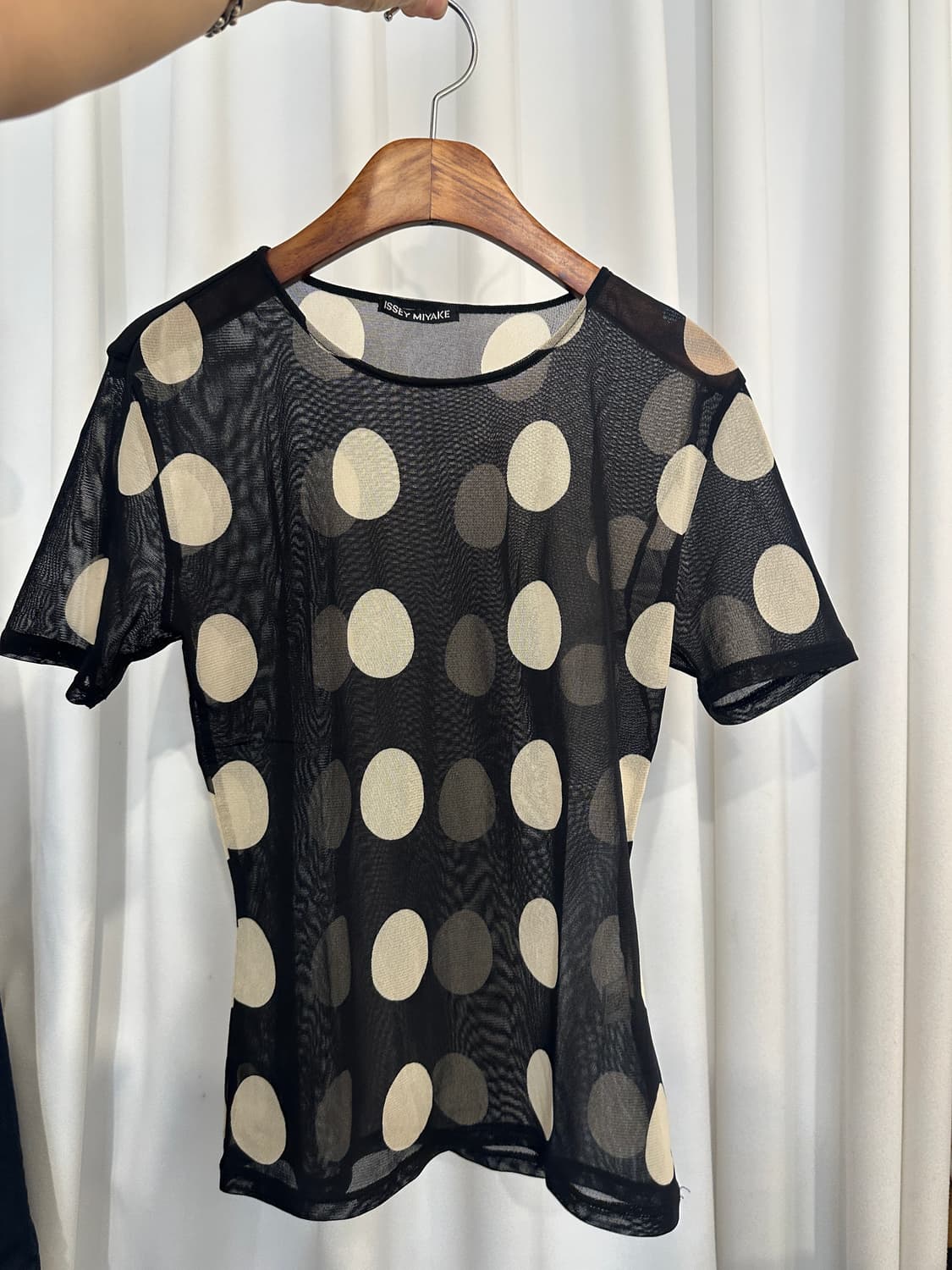 ISSEY MIYAKE 이세이 미야케 반소매 메쉬 티셔츠 상품이미지1