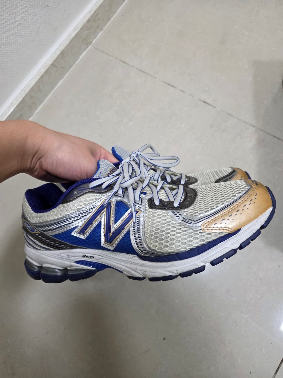 뉴발란스 x 에메 레온 도르 860v2 블루 275 상품이미지4