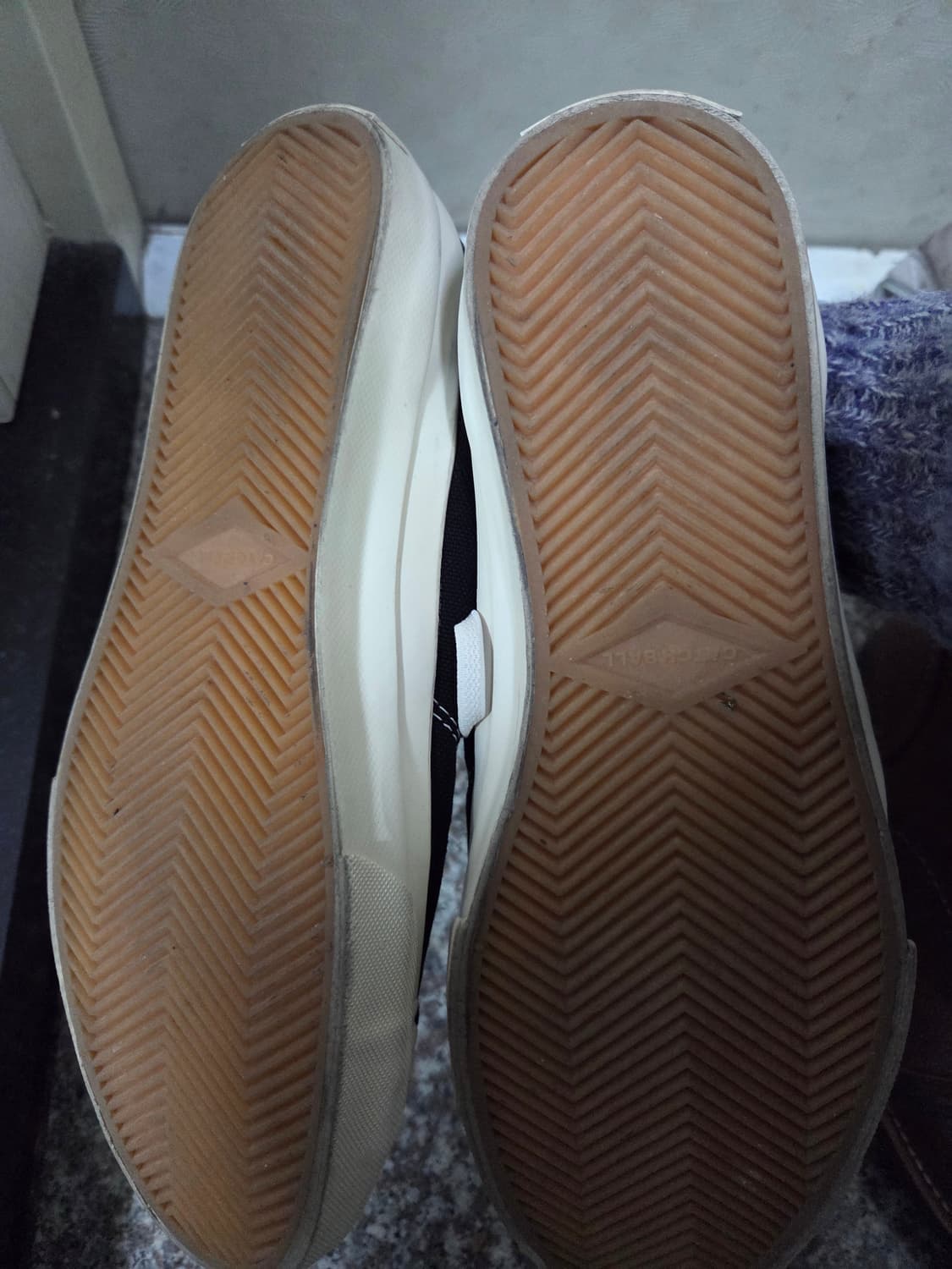 캐치볼 스니커즈 블랙 270mm 상품이미지2