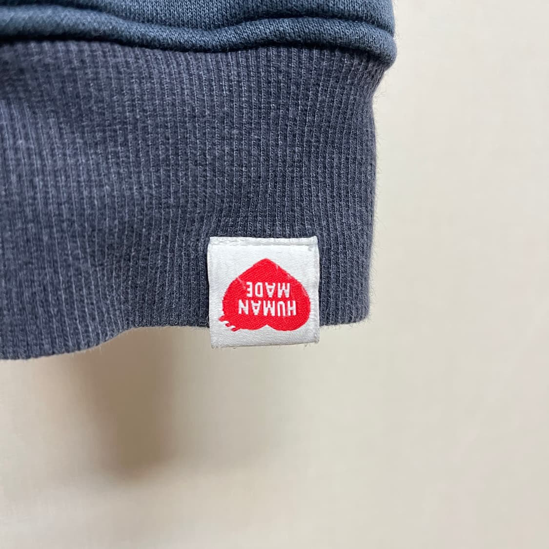 (M) 휴먼메이드 네이비 하트 맨투맨 상품이미지3