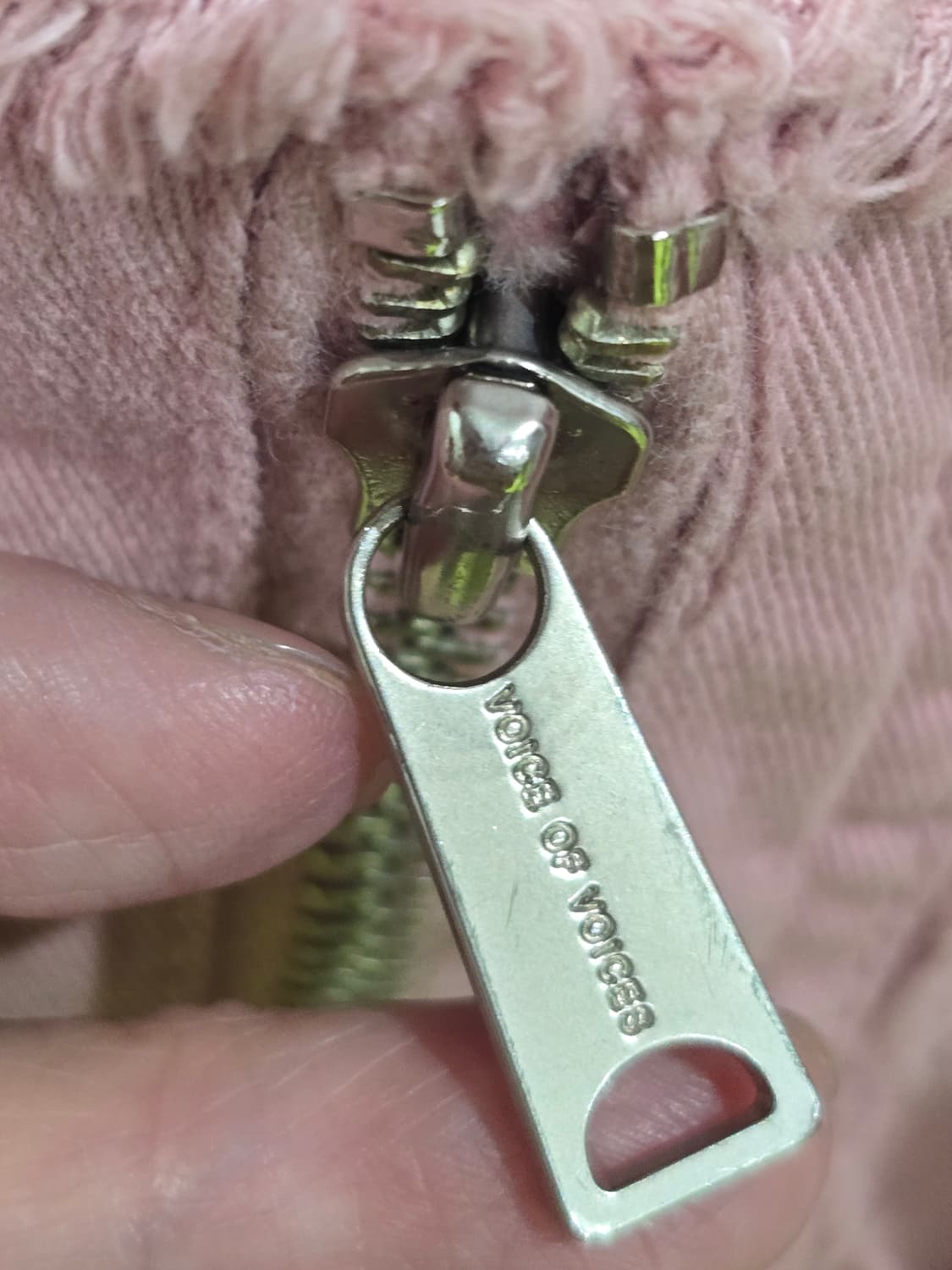 VOV 핑크 데님 컷아웃 디테일 자켓 상품이미지8