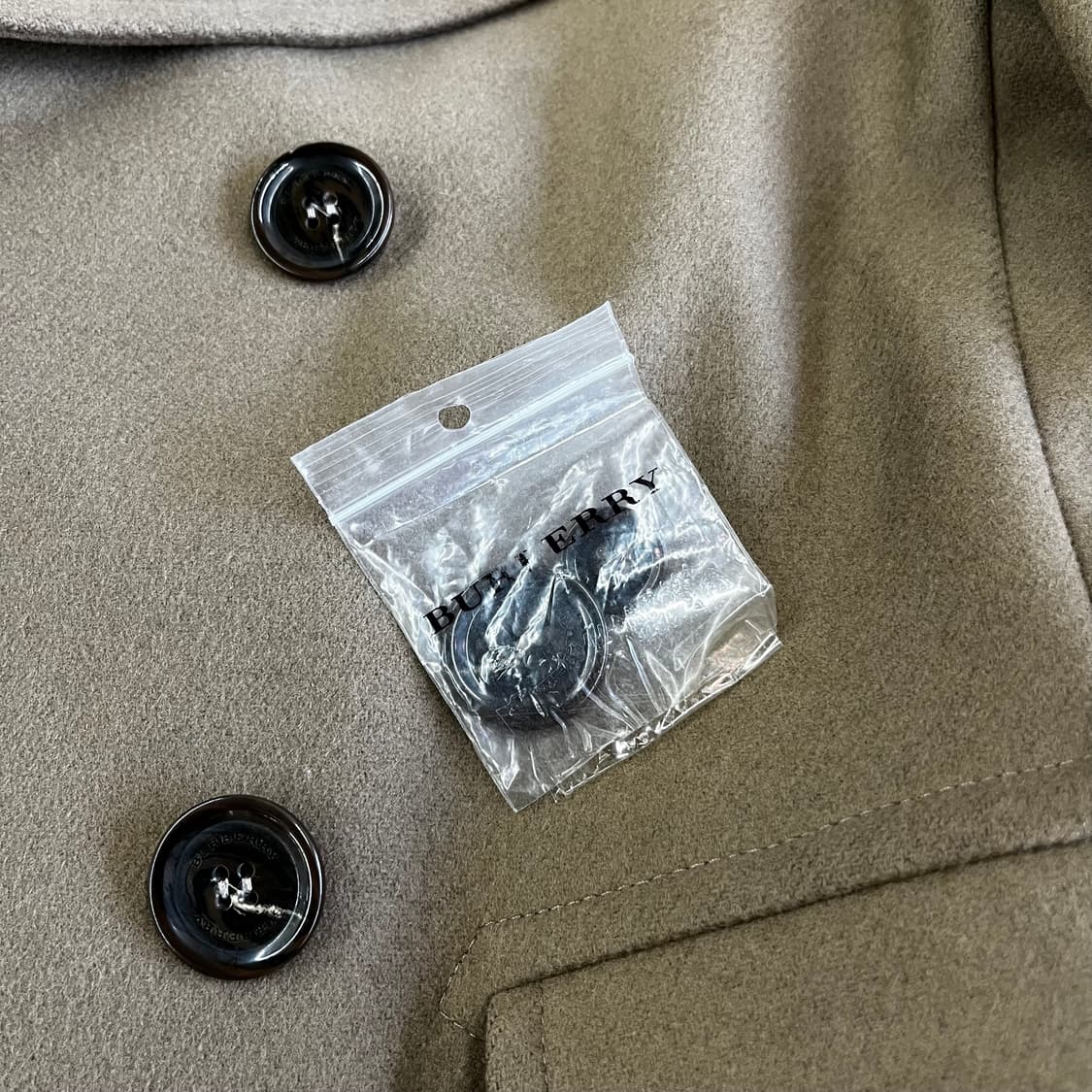 버버리 더블브레스티드 울코트 S 상품이미지10