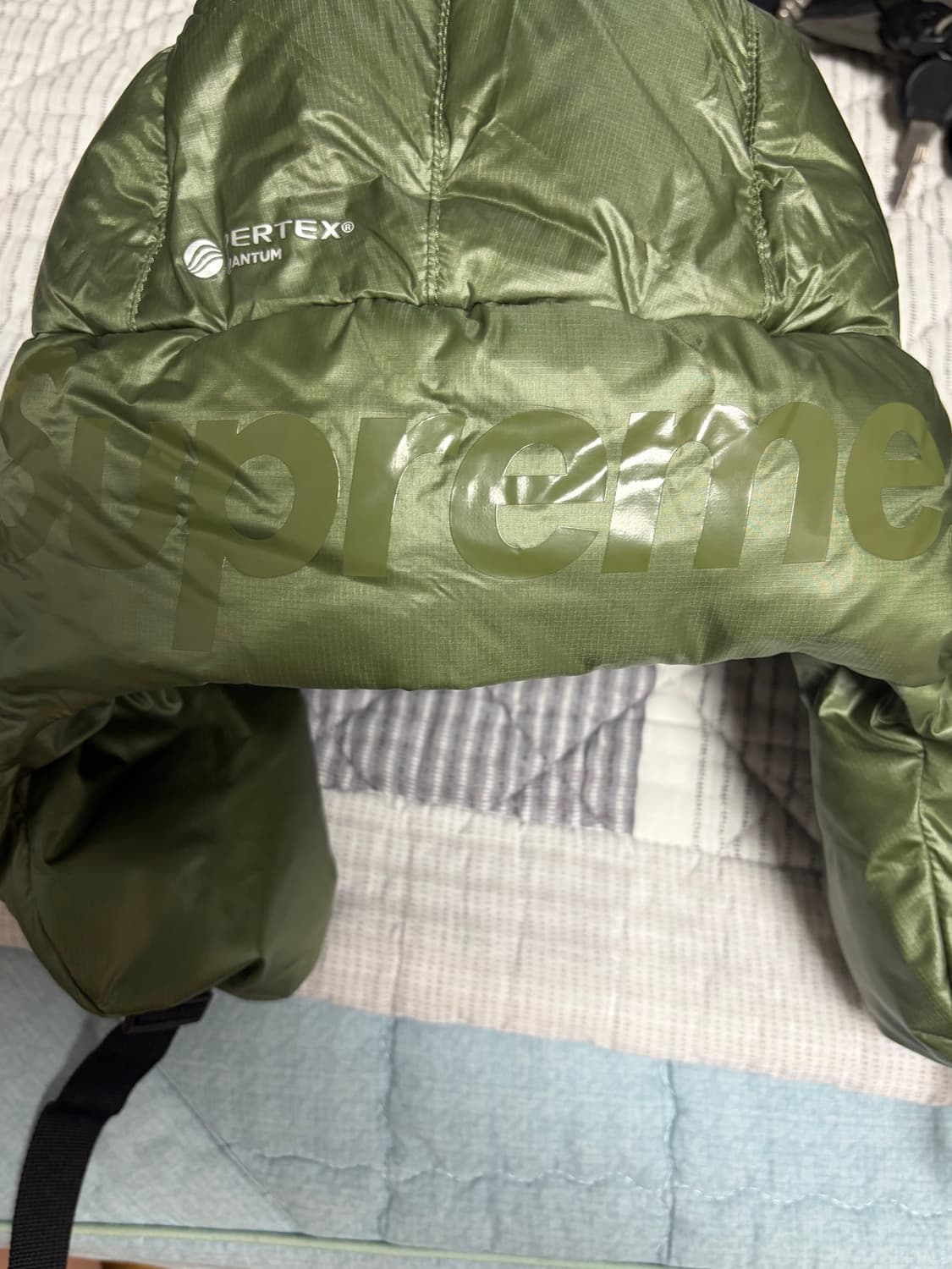 슈프림 페더웨이트 다운 트루퍼 올리브 - 23FW M/L 상품이미지3