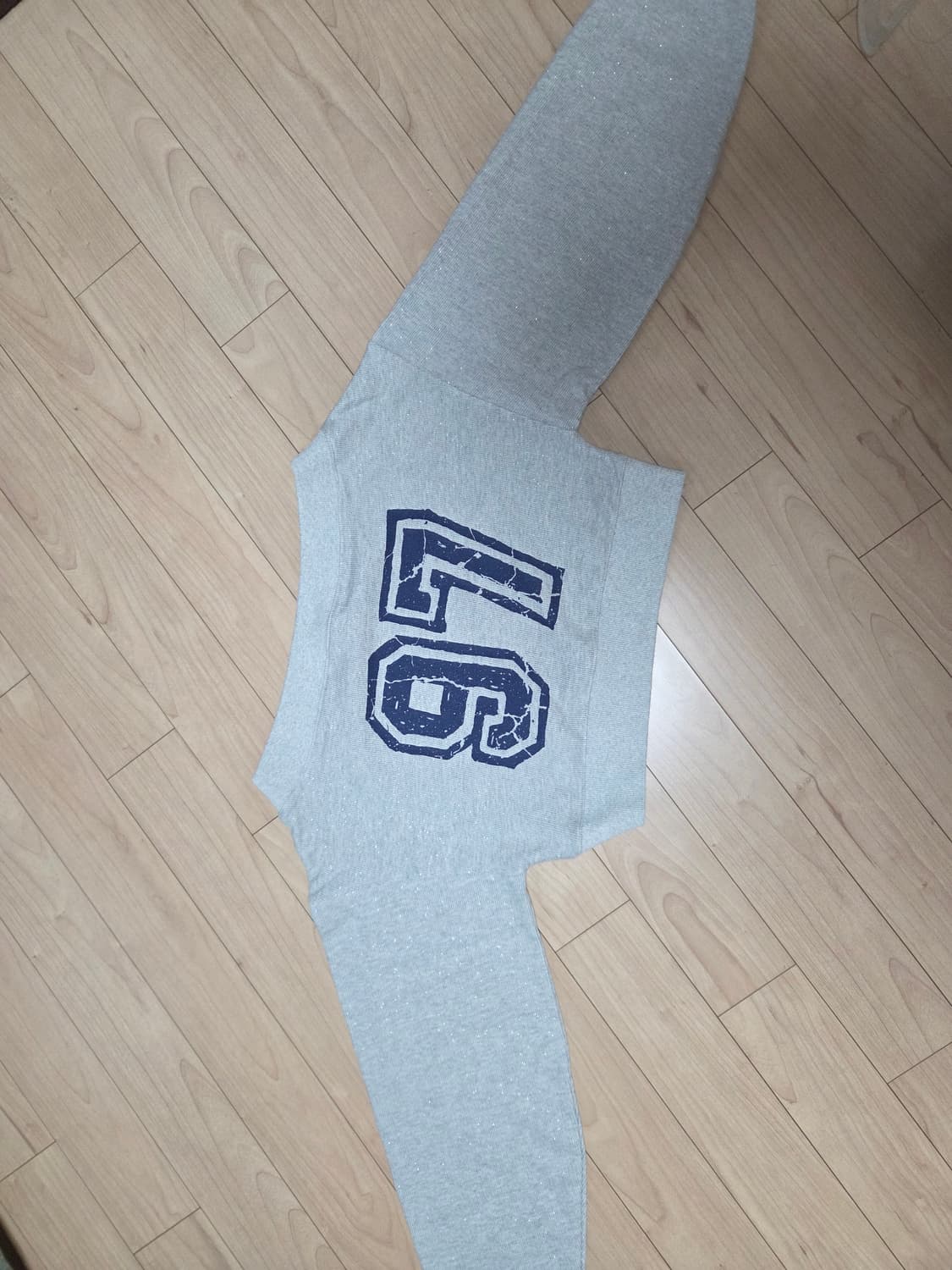 스컬프터 오프숄더 크롭 맨투맨 상품이미지2