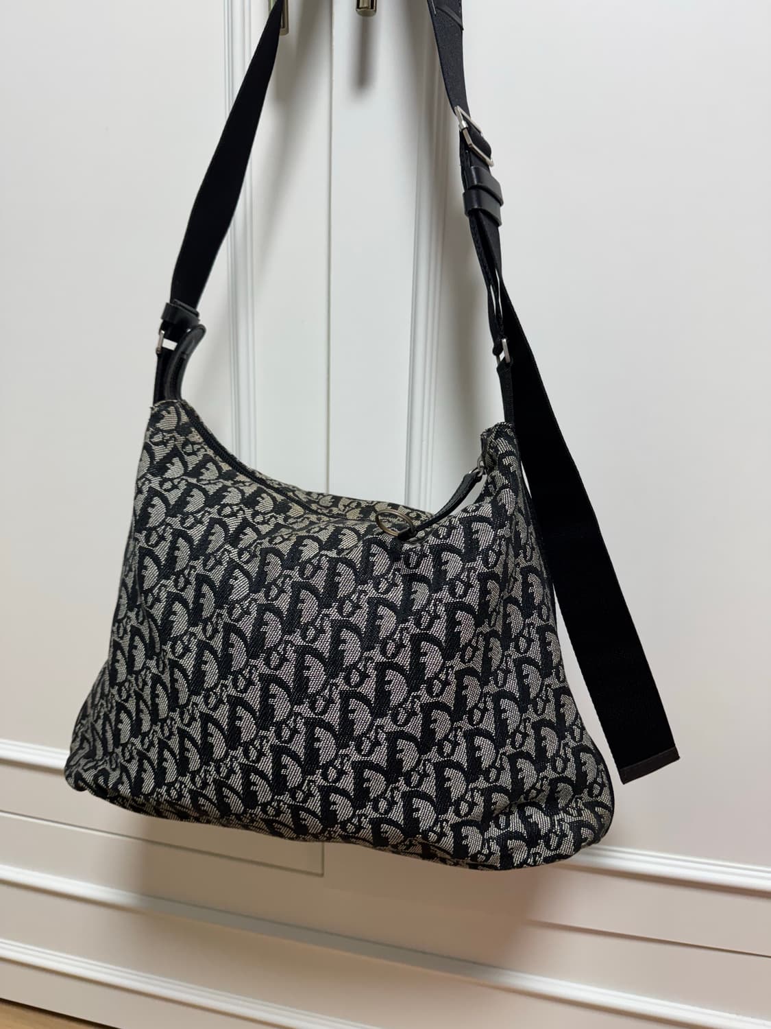 (정품) 디올 자갸드 크로스백 상품이미지1