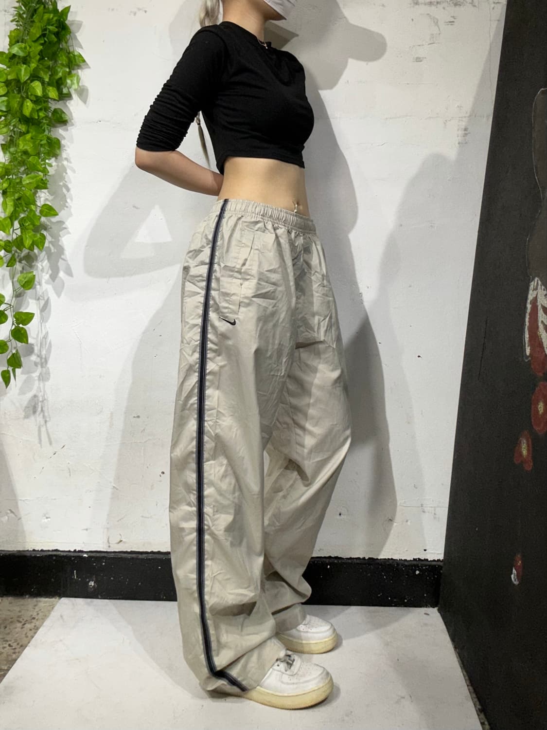 00s 나이키 베이지 대장급 와이드 사이드 라인 트랙 추리닝 바지 L 상품이미지1