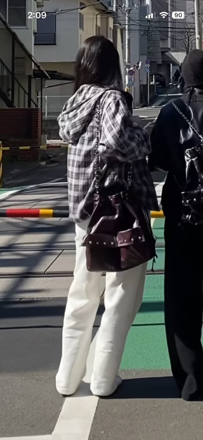 다이닛 스터드 포켓 멀티백 버건디 상품이미지6