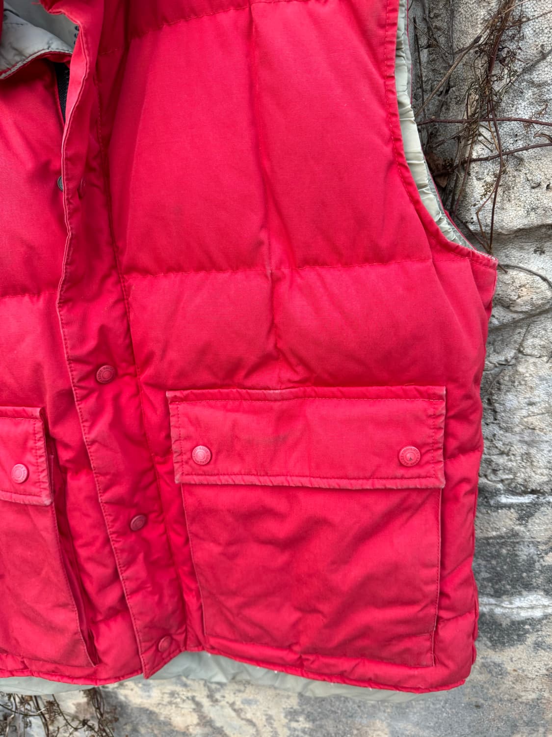 80s 에디바우어 빈티지 구스 다운 페이딩 레드 조끼 베스트 m 상품이미지4
