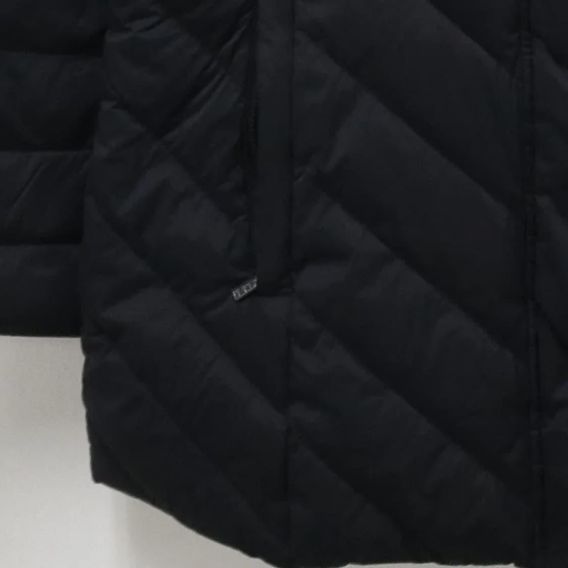 발망 브이컷 다운 패딩  60803 상품이미지4