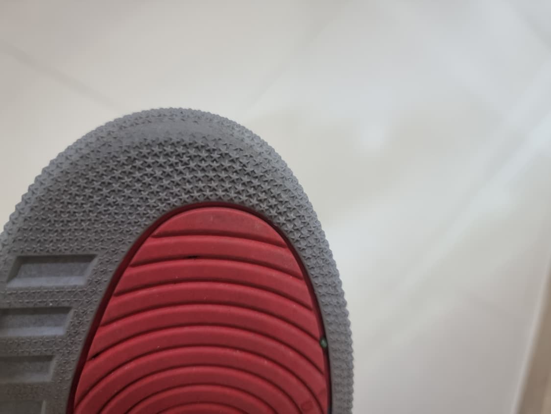 조던 3 블랙시멘트 레트로 280사이즈 입니다!
2024년 스니커헤드들의 상품이미지7