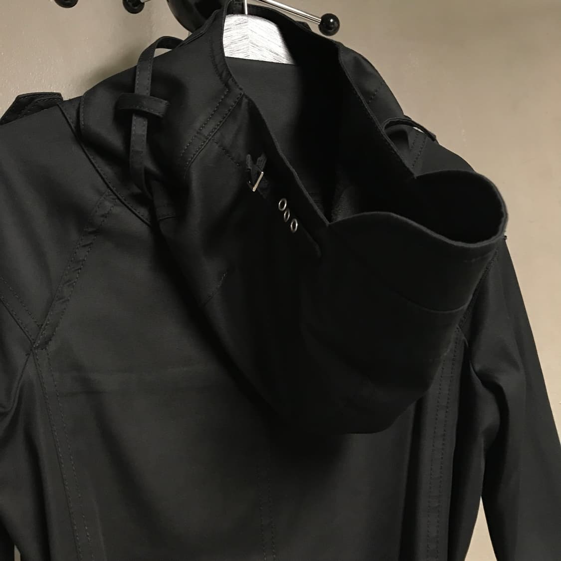 베르사체 베르수스 후드 코트 블랙 40(W) 상품이미지8